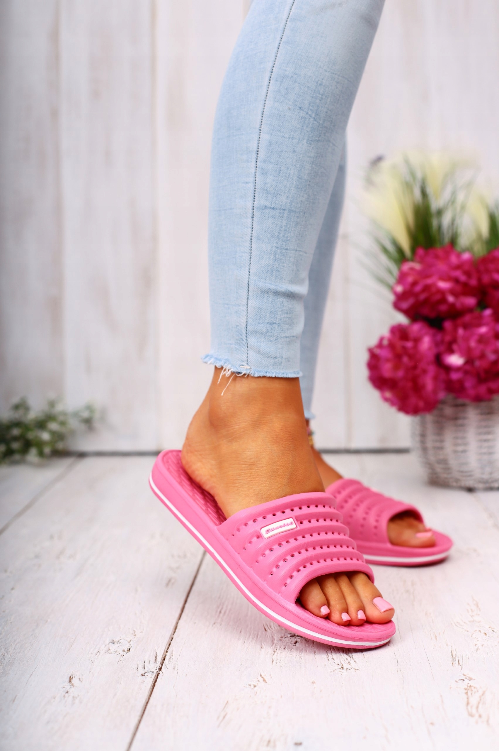 KLAPKI DAMSKIE BASENOWE LEKKIE PLAŻOWE PIANKA Długość wkładki 24.5 cm