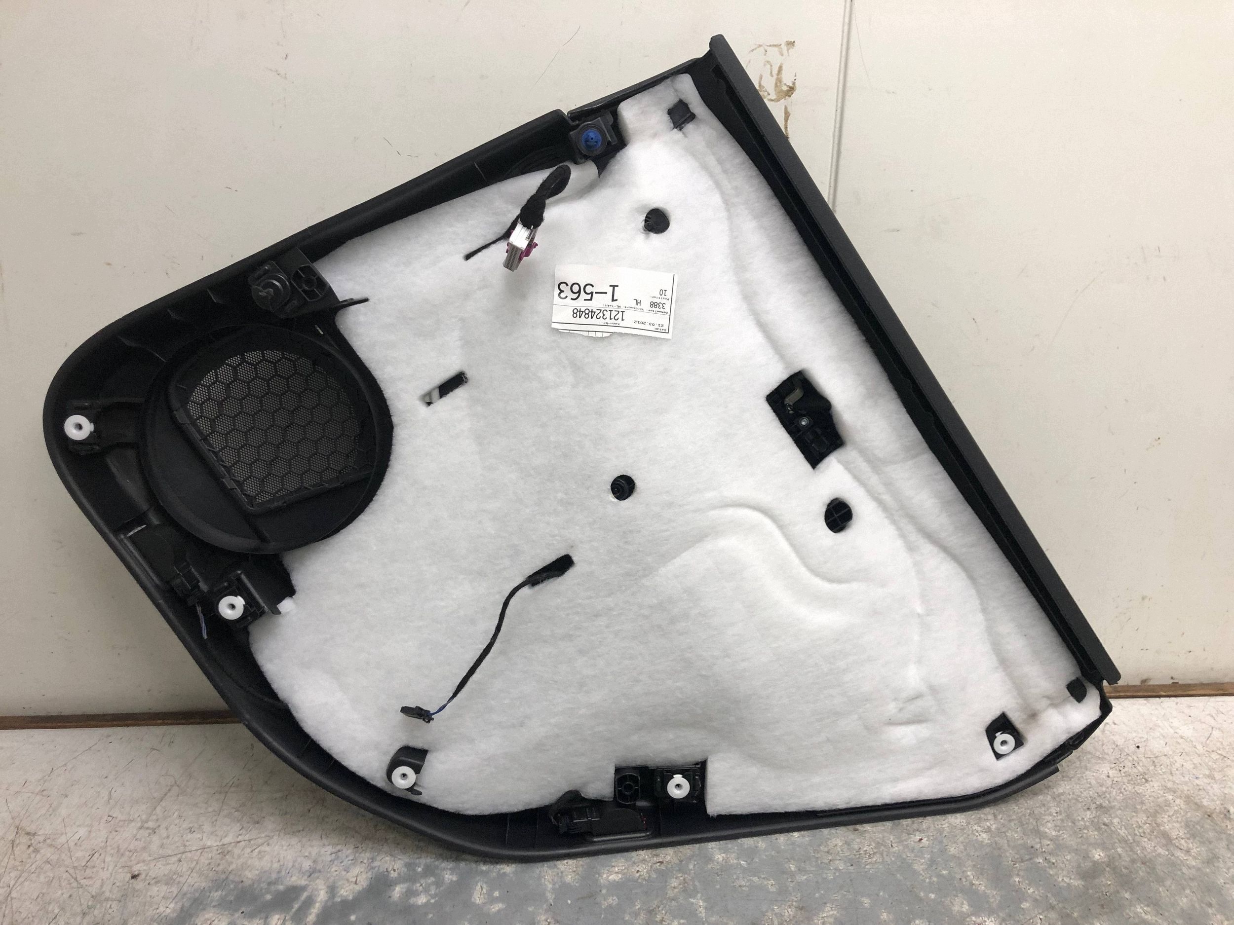 side door left rear part AUDI A3 8P LIFT 8P4867305