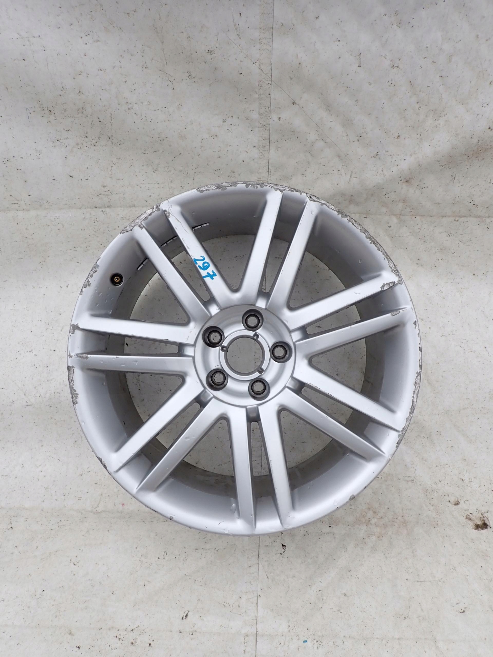 AUDI A8 disk 8.5Jx19 19" ET42 4E0601025AQ
