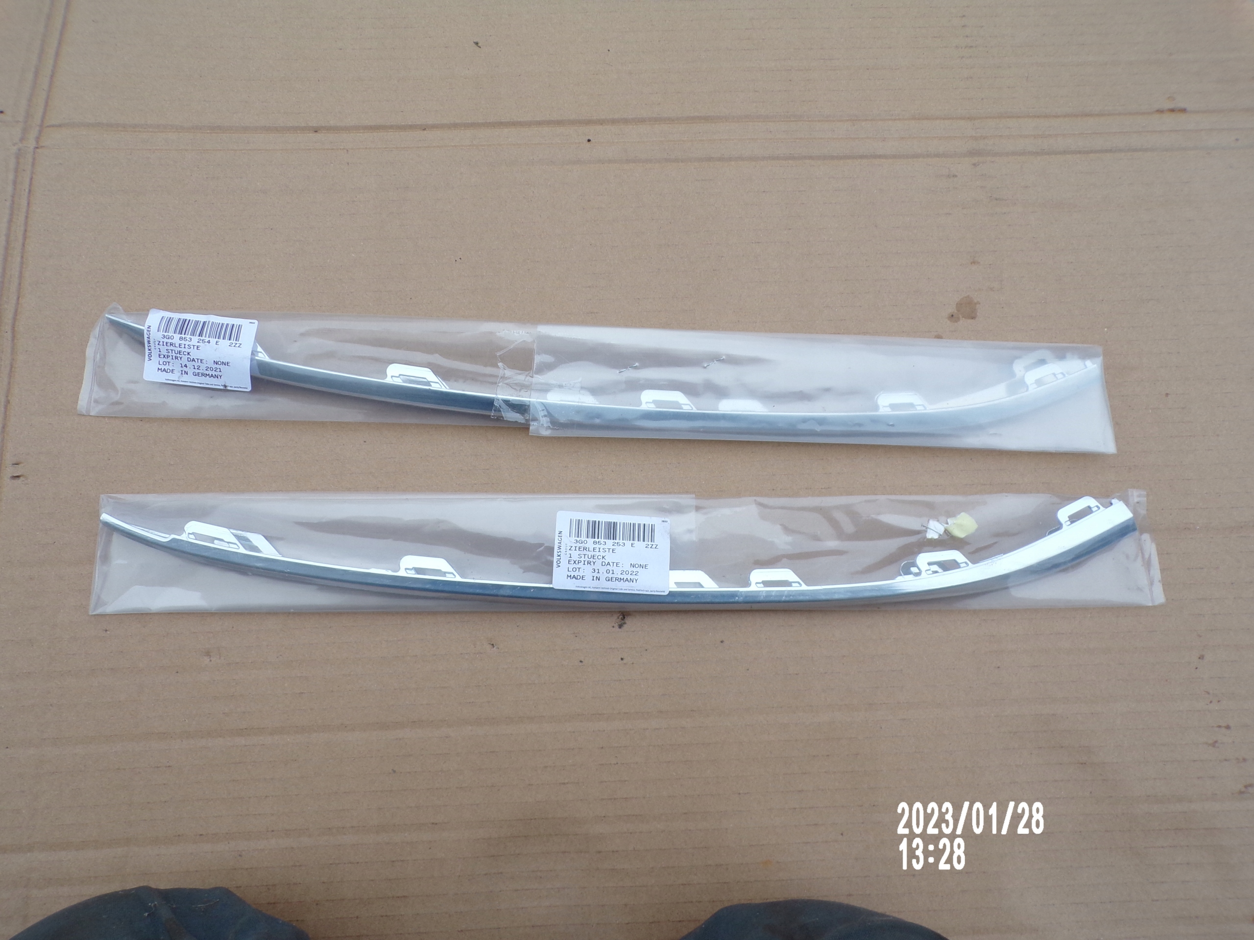 Хромированная планка Passat B8 3g0853254e 3g0853253e