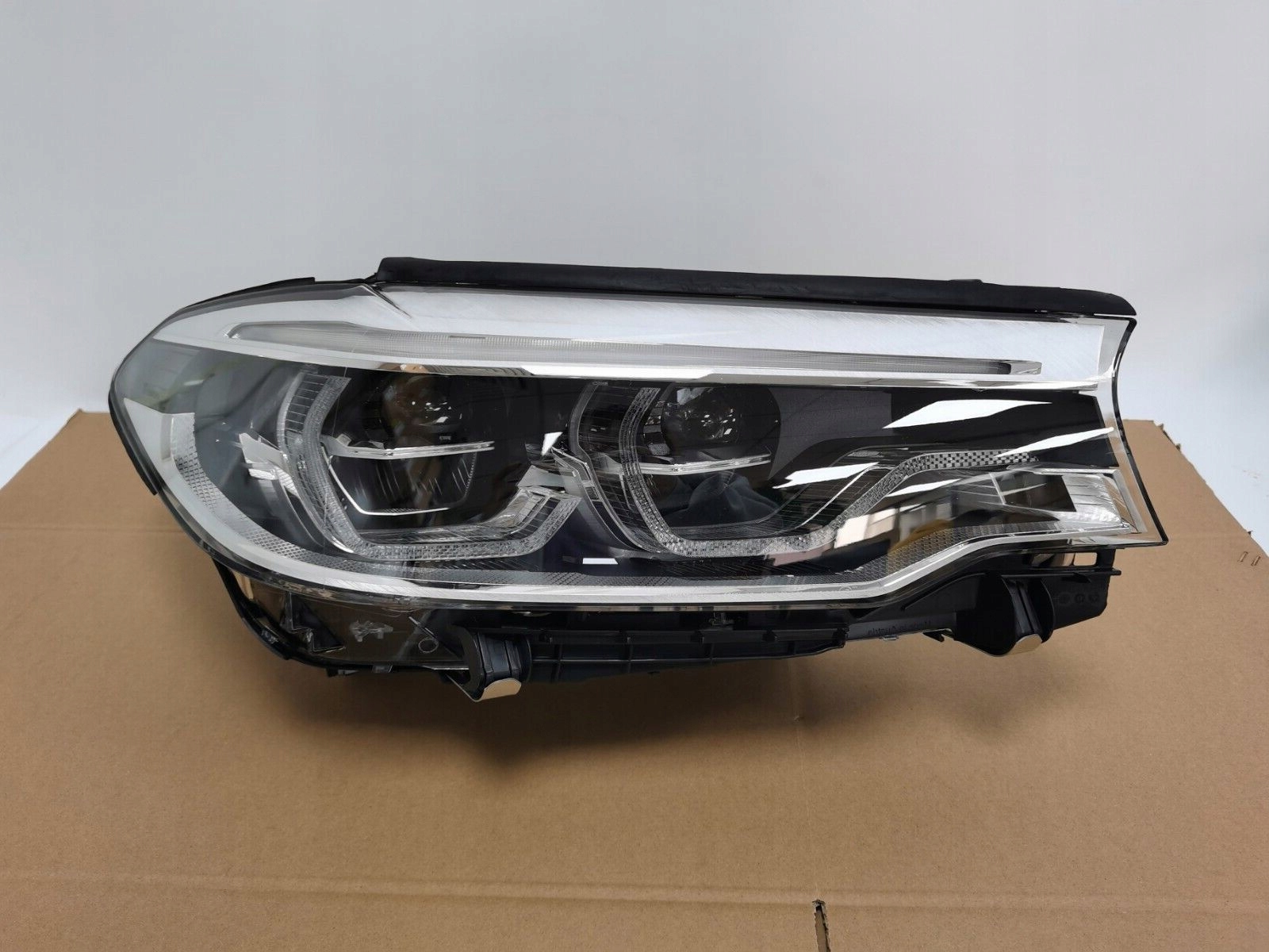 BMW G30 G31 Adaptive LED Lampa Reflektor Kompletna Prawa Europa Moduły