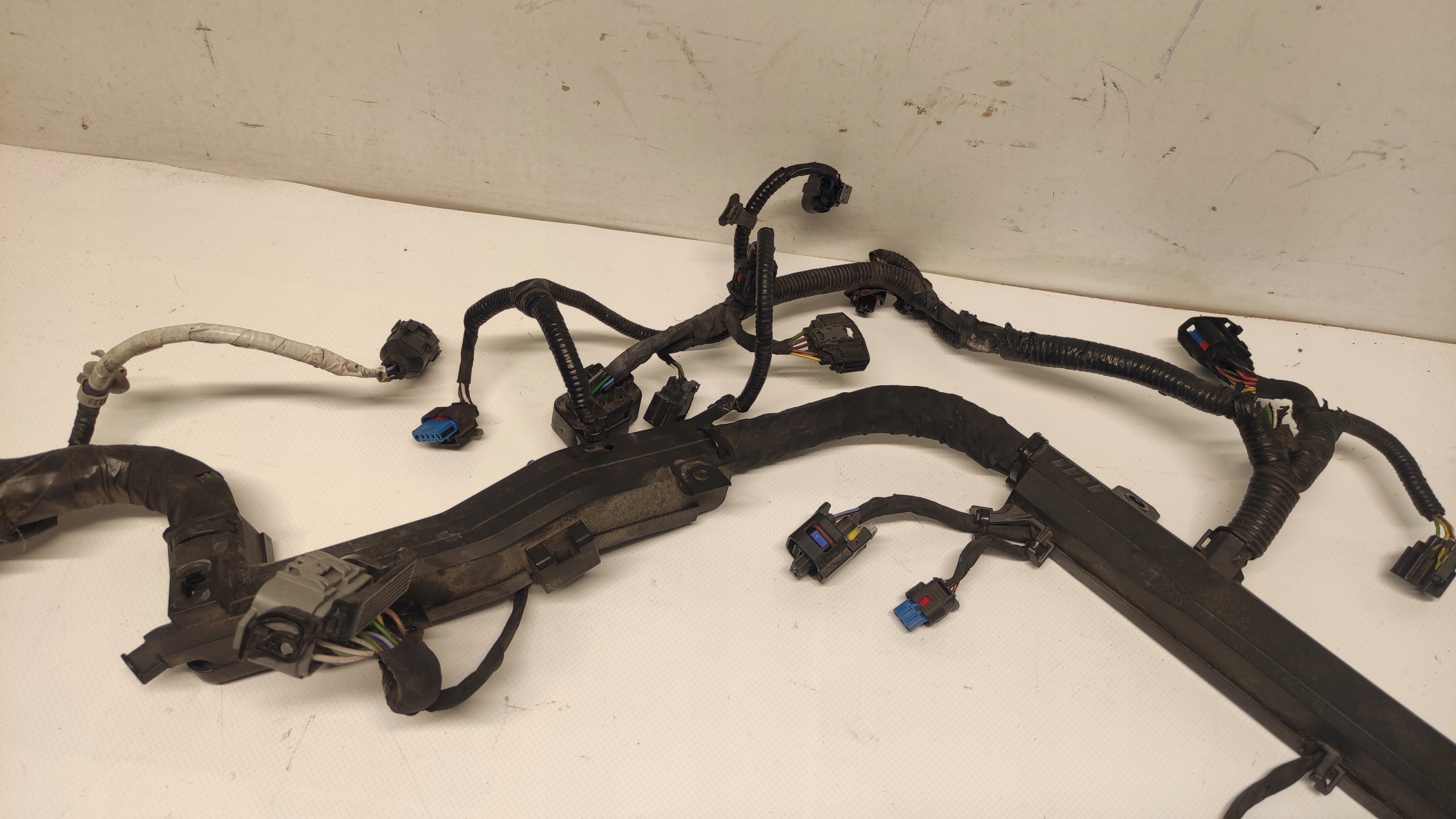 bundle wiring plus terminal plus KIA CEED 1.5 T-GDI G4LH 91855-J7251