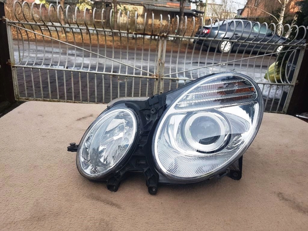 MERCEDES W211 2006-2009 LAMPA LEWA LIFT SOCZEWKA NIE XENON A2118202961