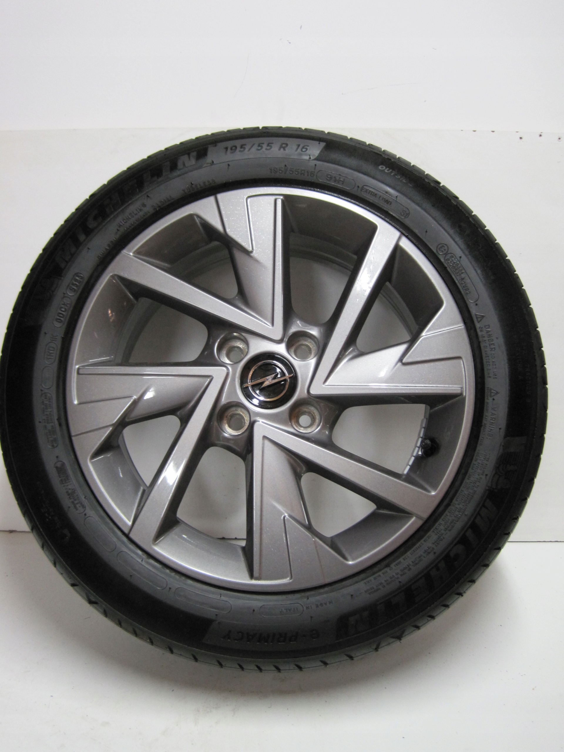 wheels discs tyres OPEL CORSA F R16 23R