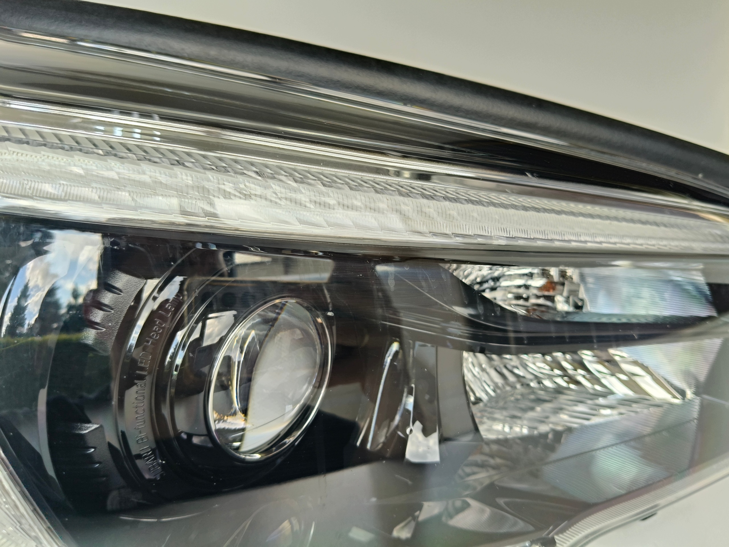 light right REFLEKTOR SUBARU FORESTER V 19- FULL LED DARK SPORT CIEMNA