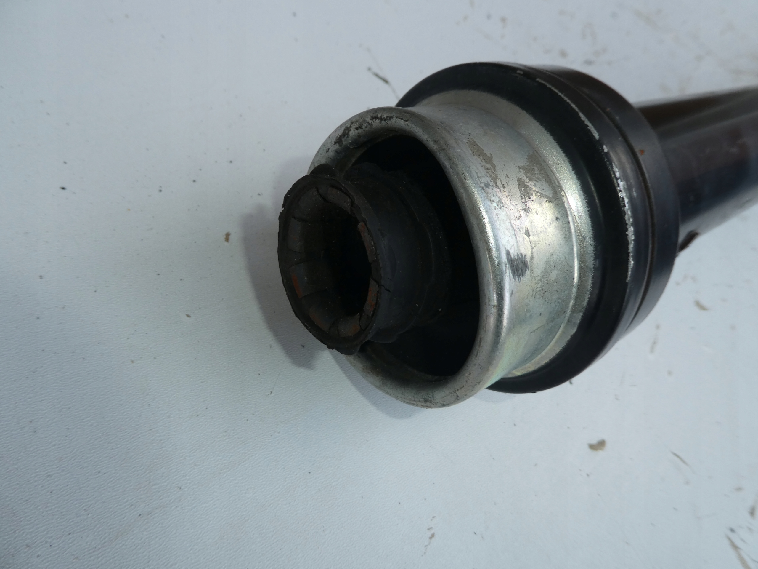 cardan AUDI Q7 4M0521101