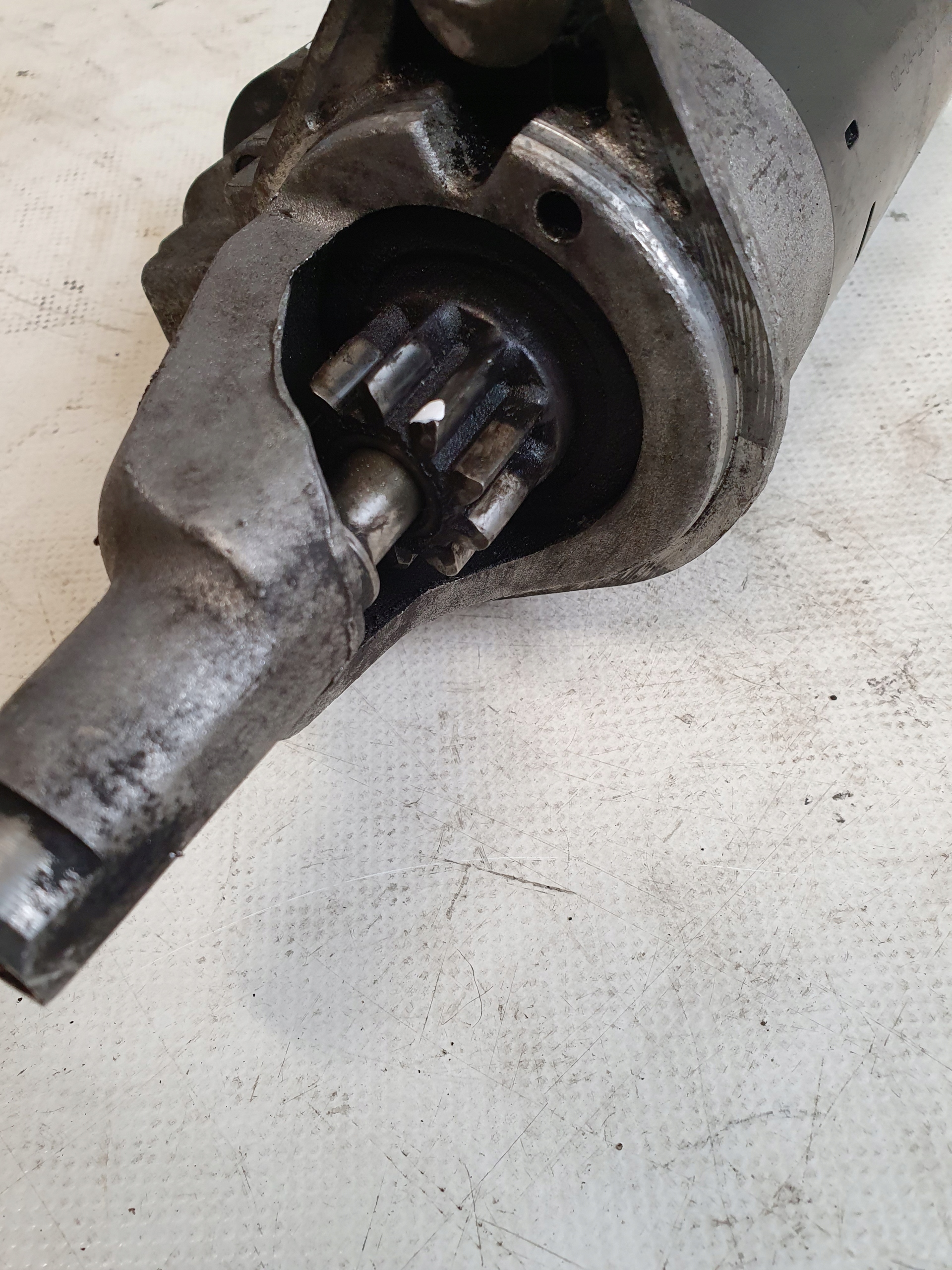 starter BOSCH 0001109021 10z. AUDI A6 C5 2.5TDI 02r.