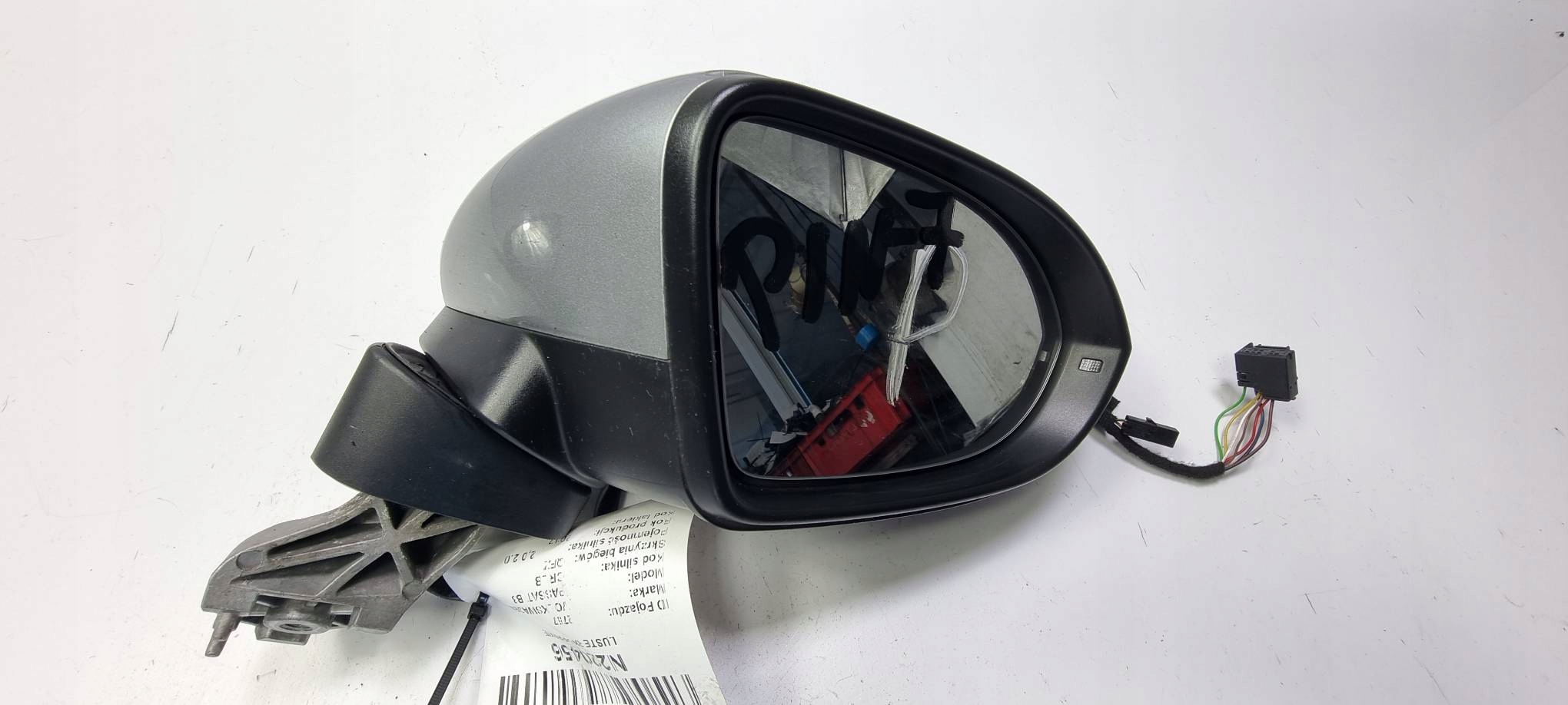 mirror right 9 PIN VOLKSWAGEN PASSAT B8