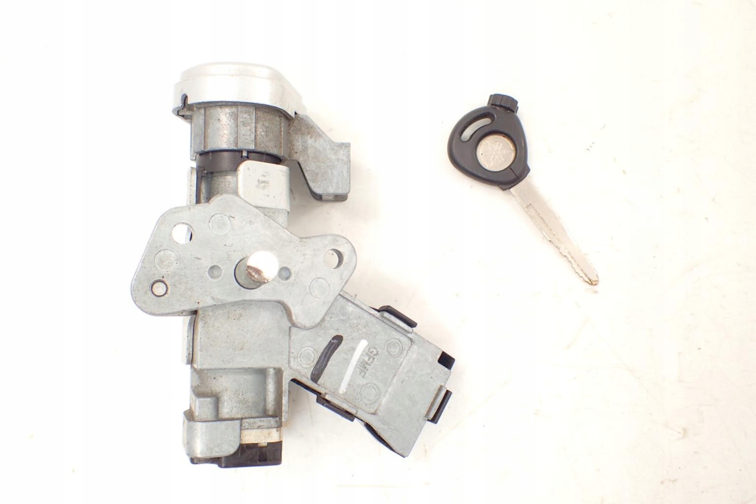 109852 - Yamaha Delight 125 ключ зажигания