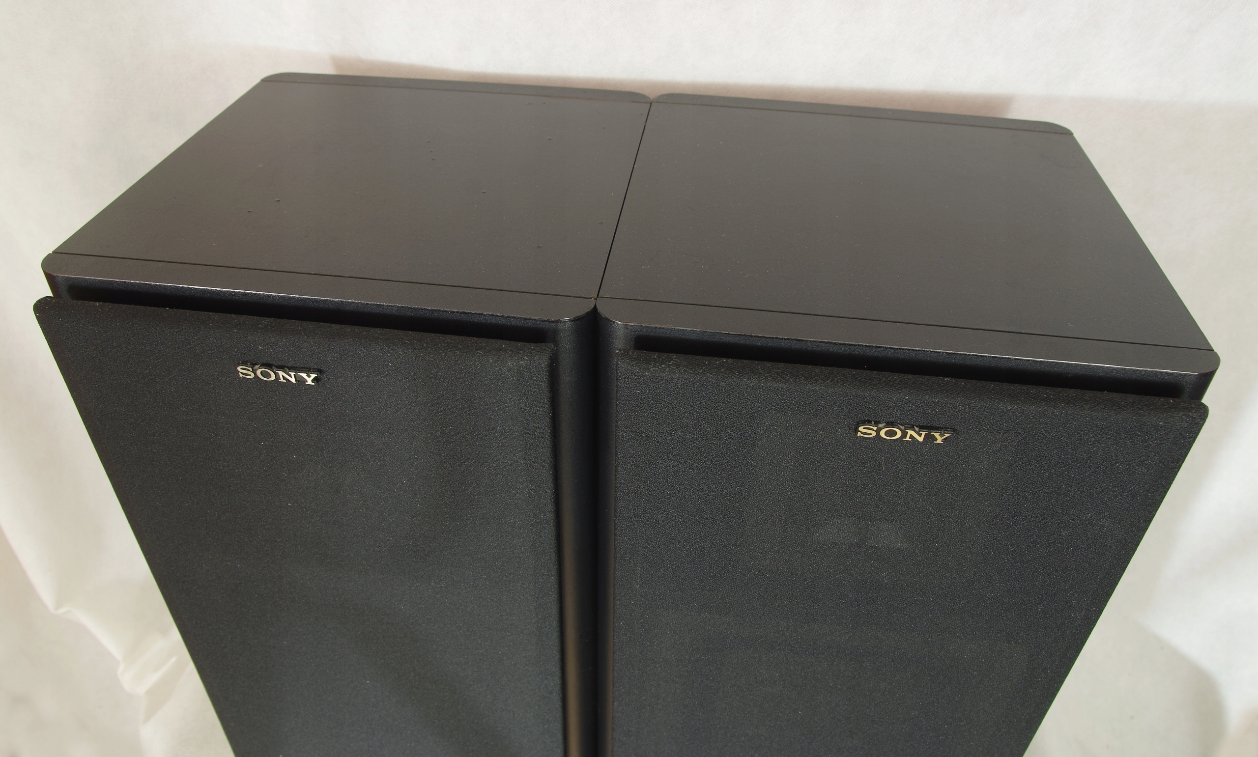Sony APM-22ES, kolumny stereo Moc znamionowa RMS 80 W