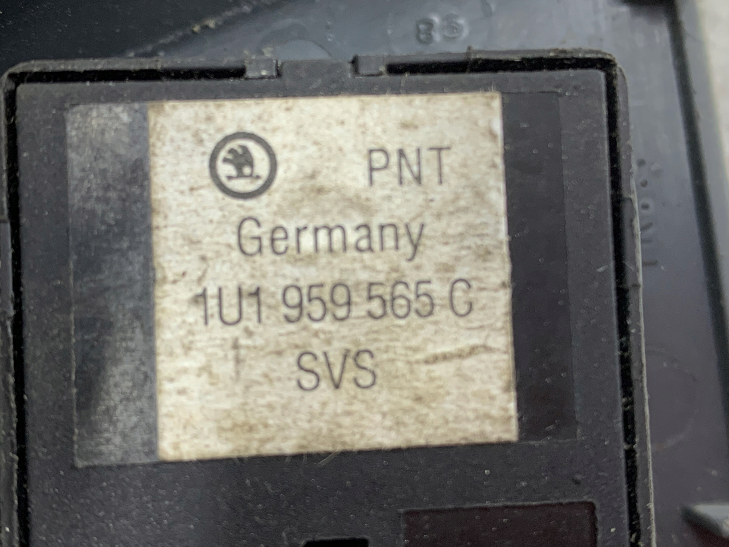SKODA OCTAVIA und PANEL regulations- der spiegel 1U1959565C