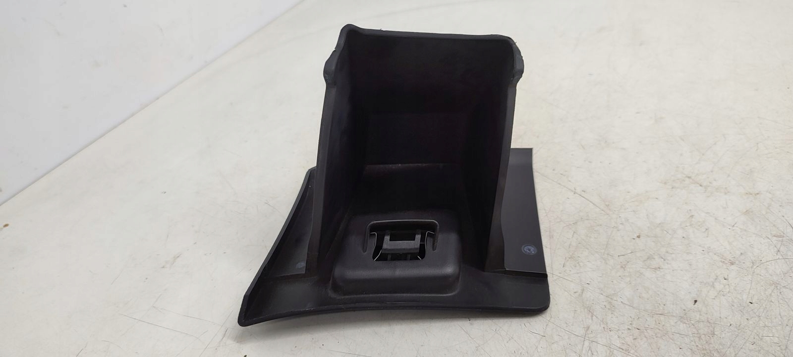 passenger compartment driver´s below steering wheel, Opel Zafira C 1,4T 16V
