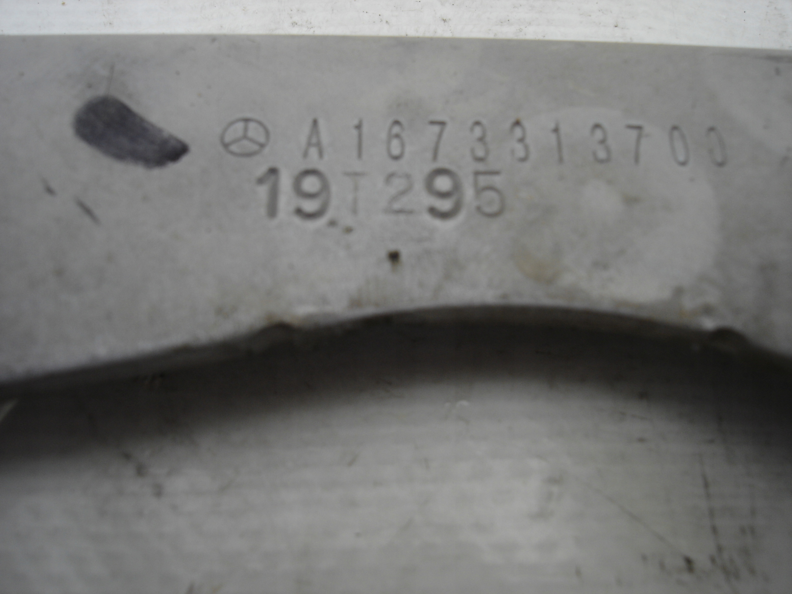 MERCEDES W167 GLE console WOZKA A1673313700