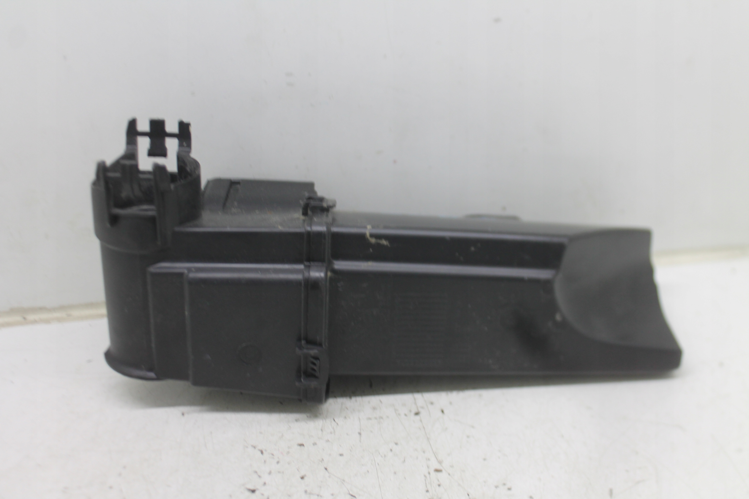 REZONATOR PEUGEOT 208 e LIFT 15-19 9676794980