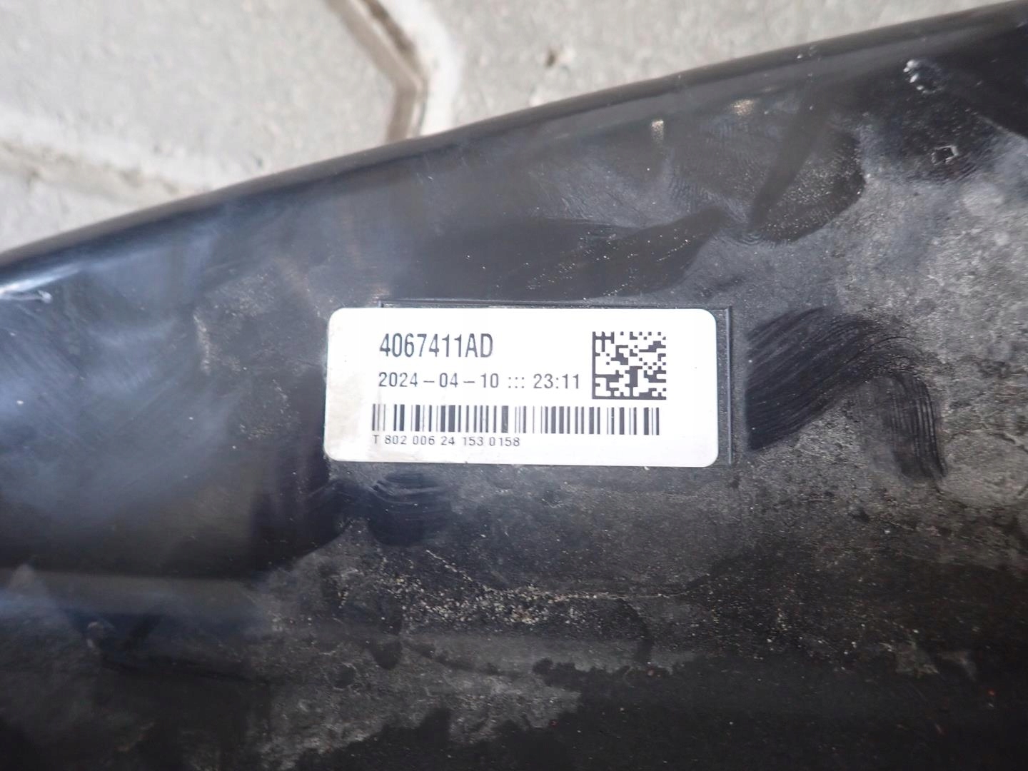 Behälter ADBLUE AUDI A4 B9 2015- 4067411AD