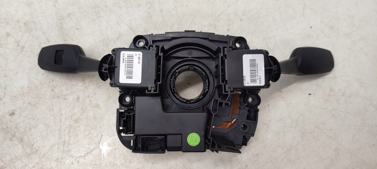 steering wheel levers and controls CIM BMW E90