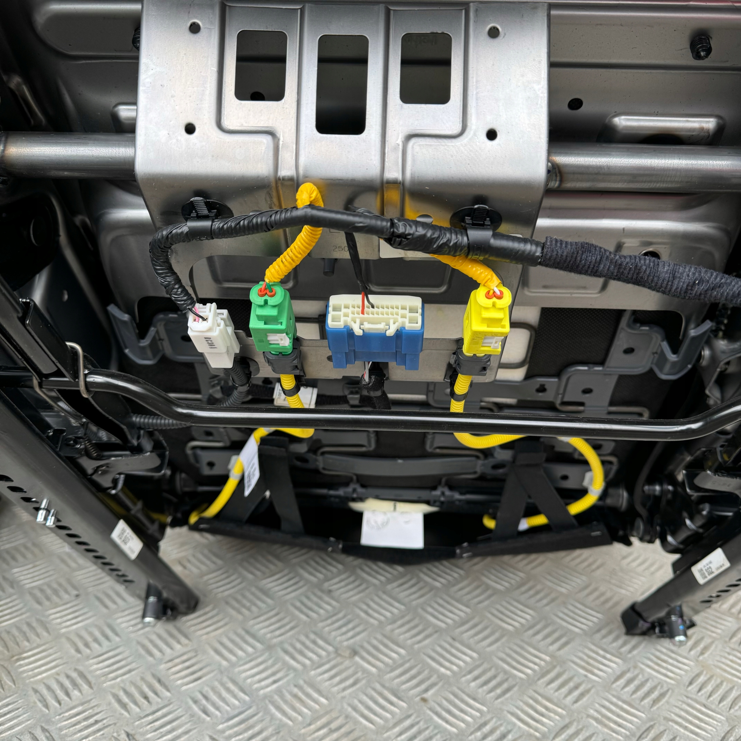 SITZE HALBLEDER KOMPLET KIA NIRO II 2023 ROK