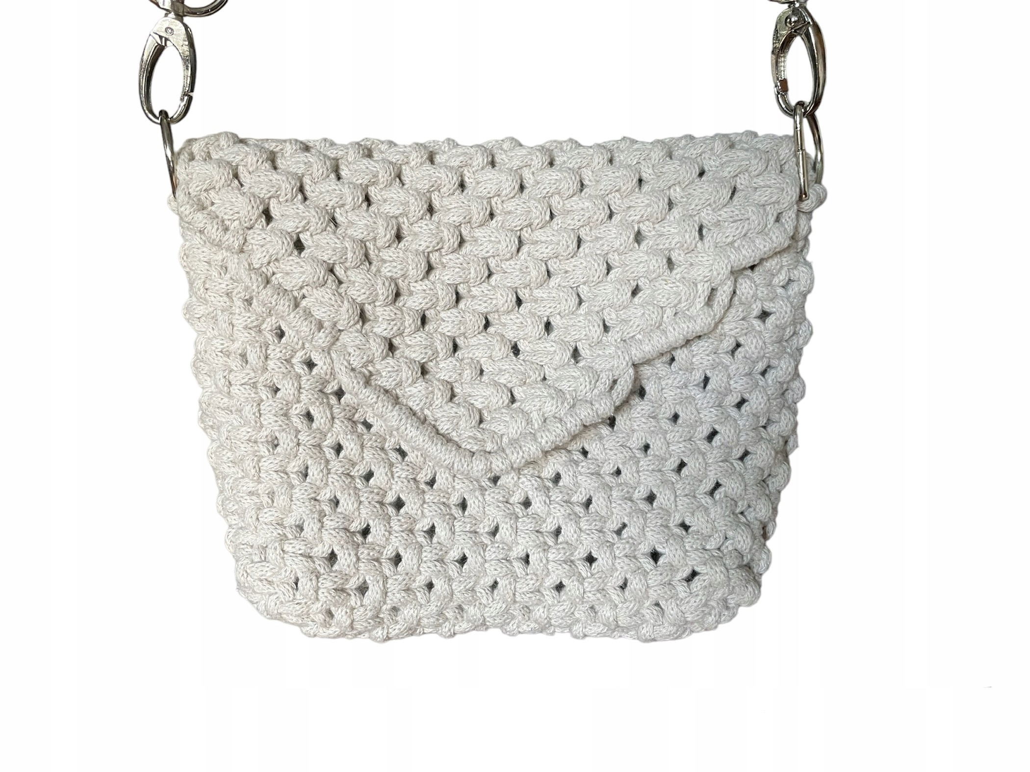 Kabelka z macrame pletená ze šňůry světle béžová