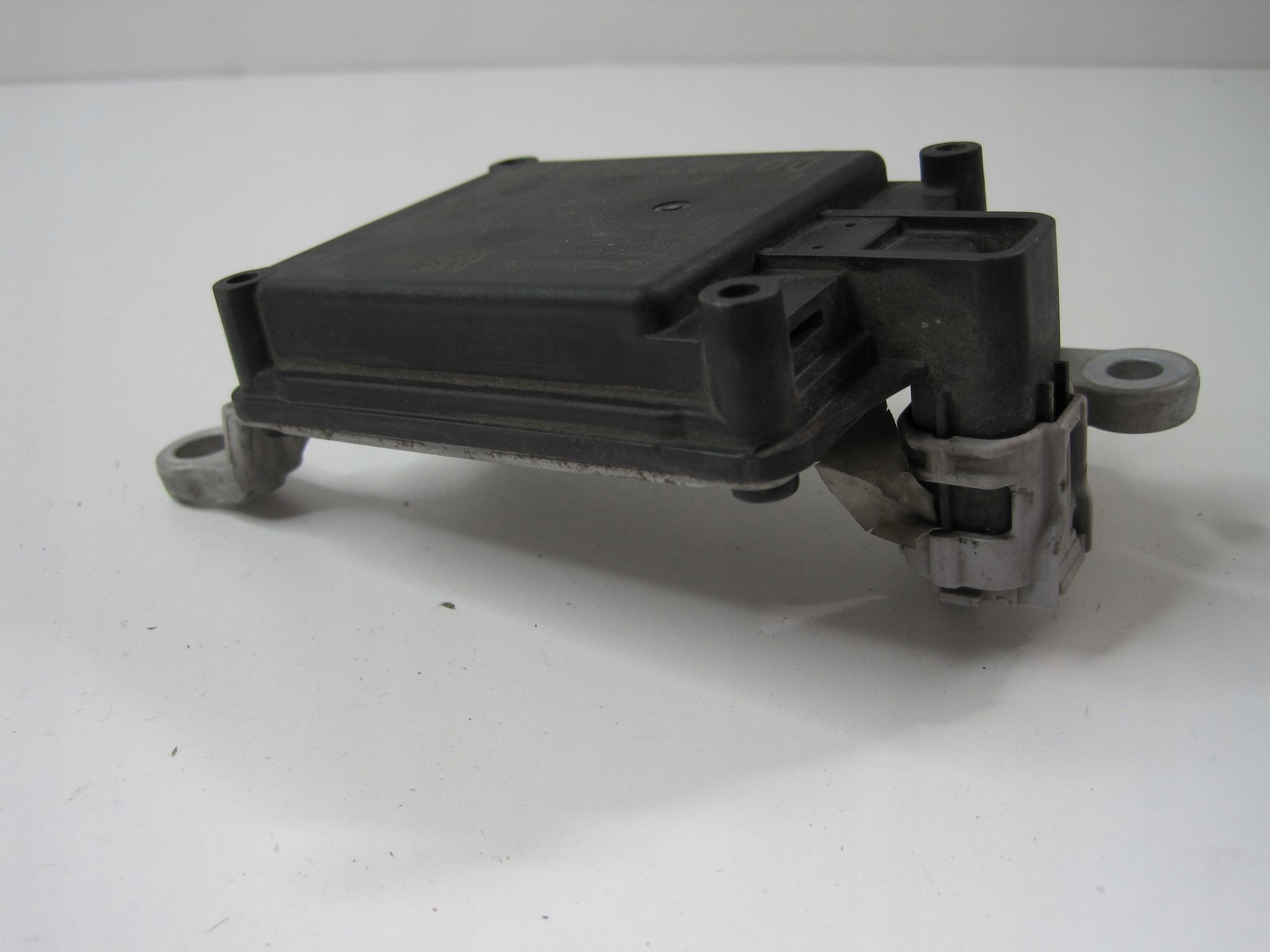 Moduł czujnik radar sensor Nissan Qashqai J11 28438-HV54A Kod producenta 28438-HV54A