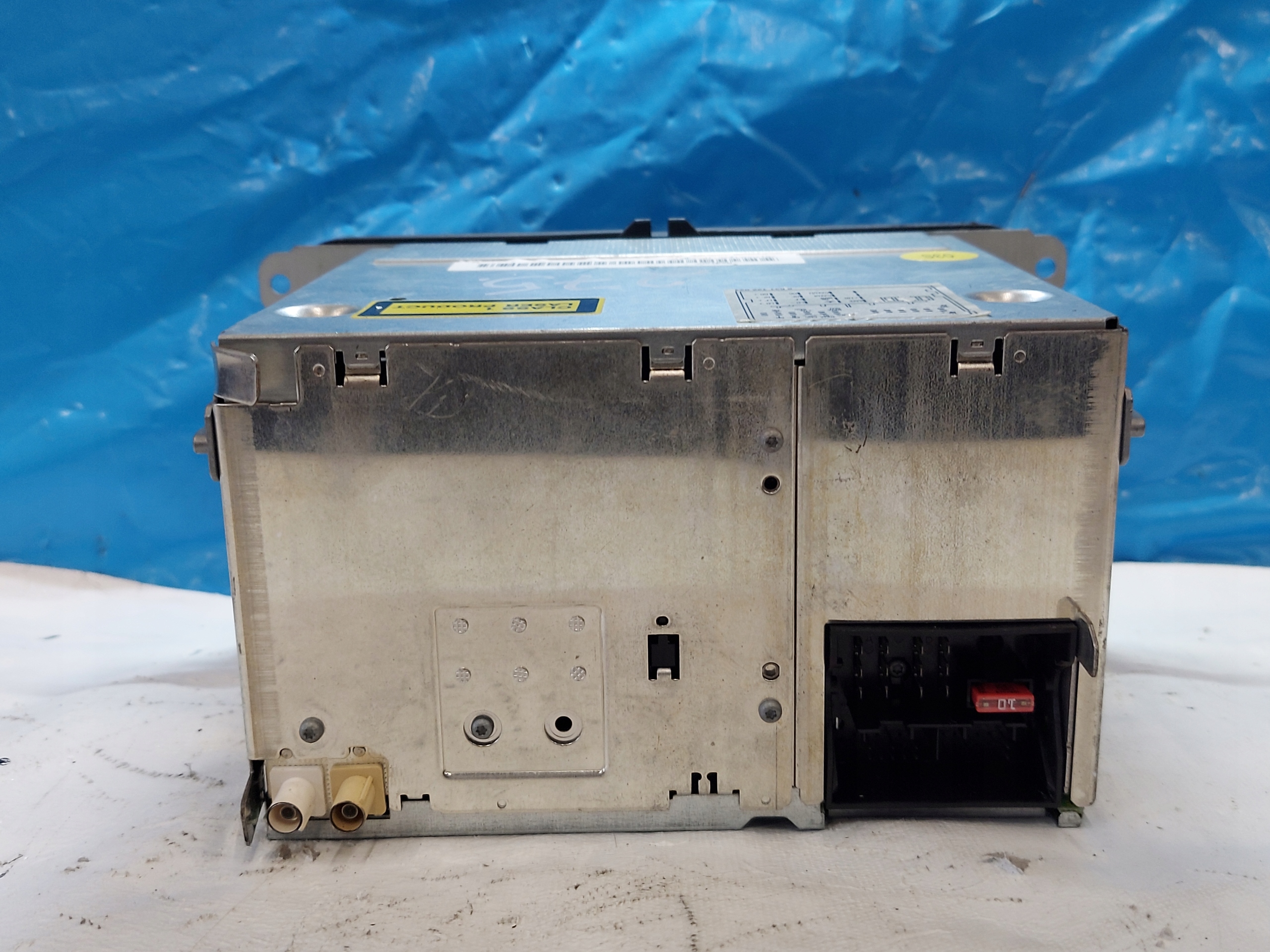 RADIO EKRAN GOLF V 1K0035186P