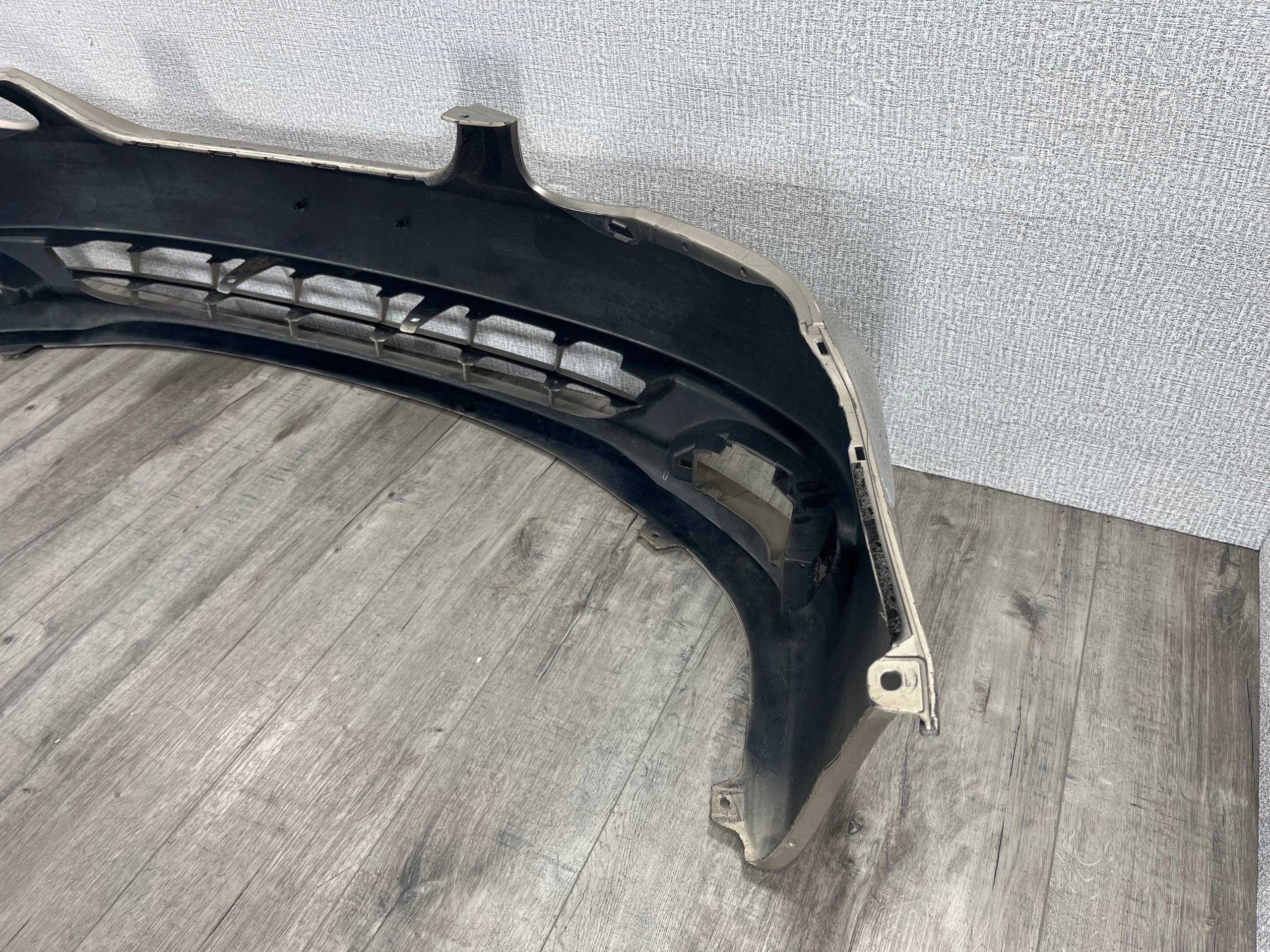 TOYOTA COROLLA ALTIS E120 LIFT 2004 - 2010 bumper front 52119-02580
