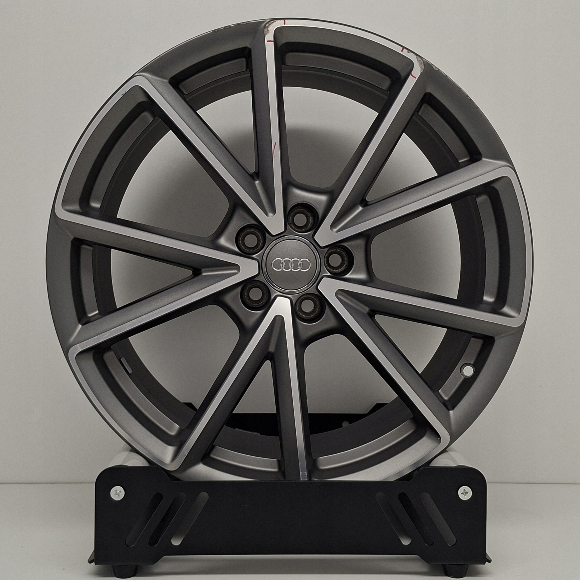AUDI Q5 20" 8R0601025CH