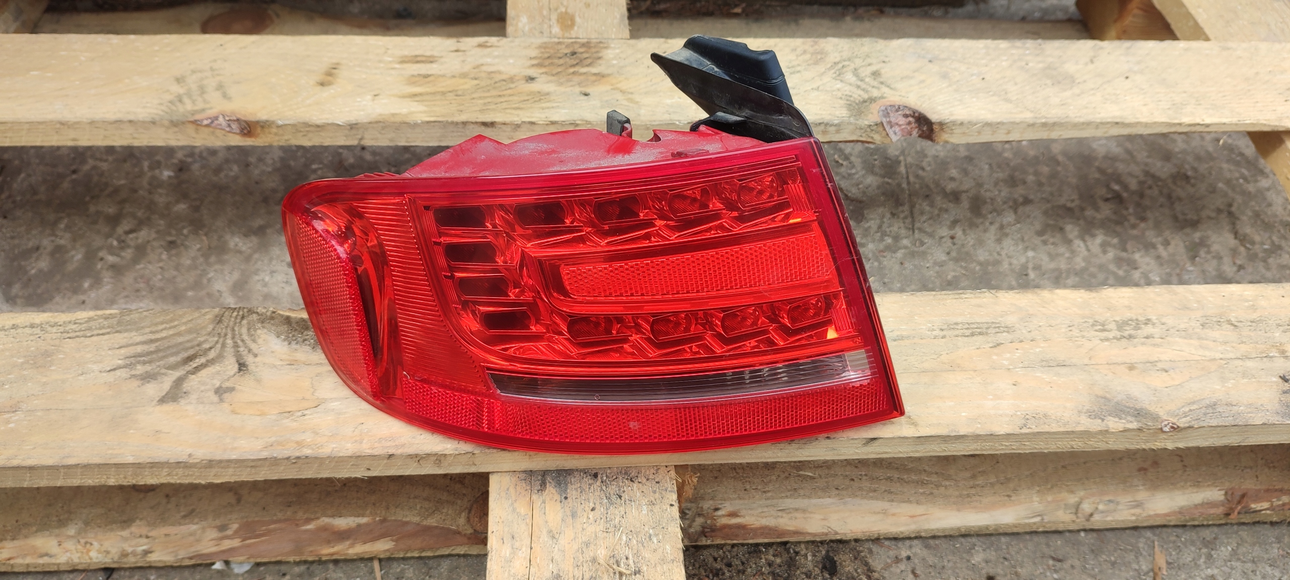 light left left rear part rear LED AUDI A4 B8 sedan 8K5945095K