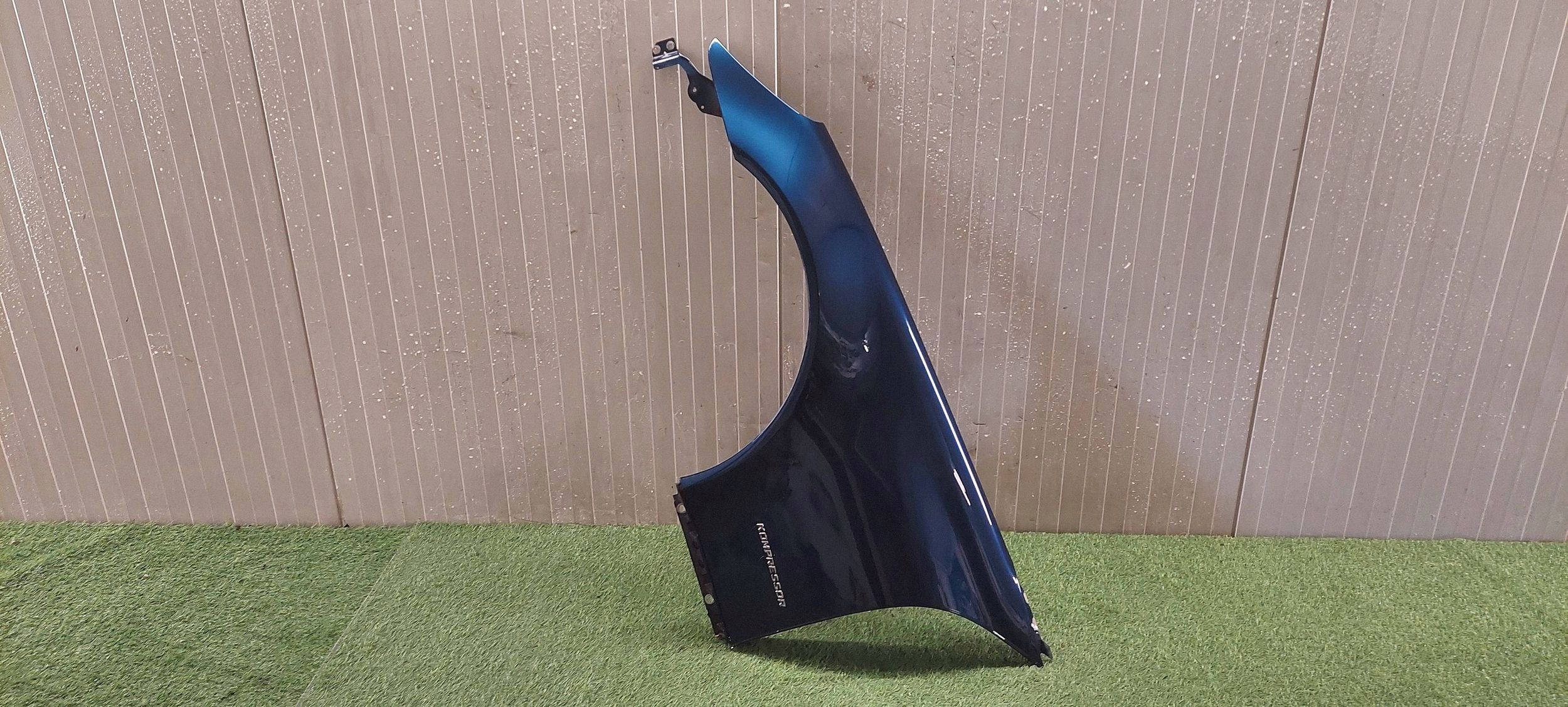 parafango sinistra MERCEDES SLK R171 04-11 LAK: 950