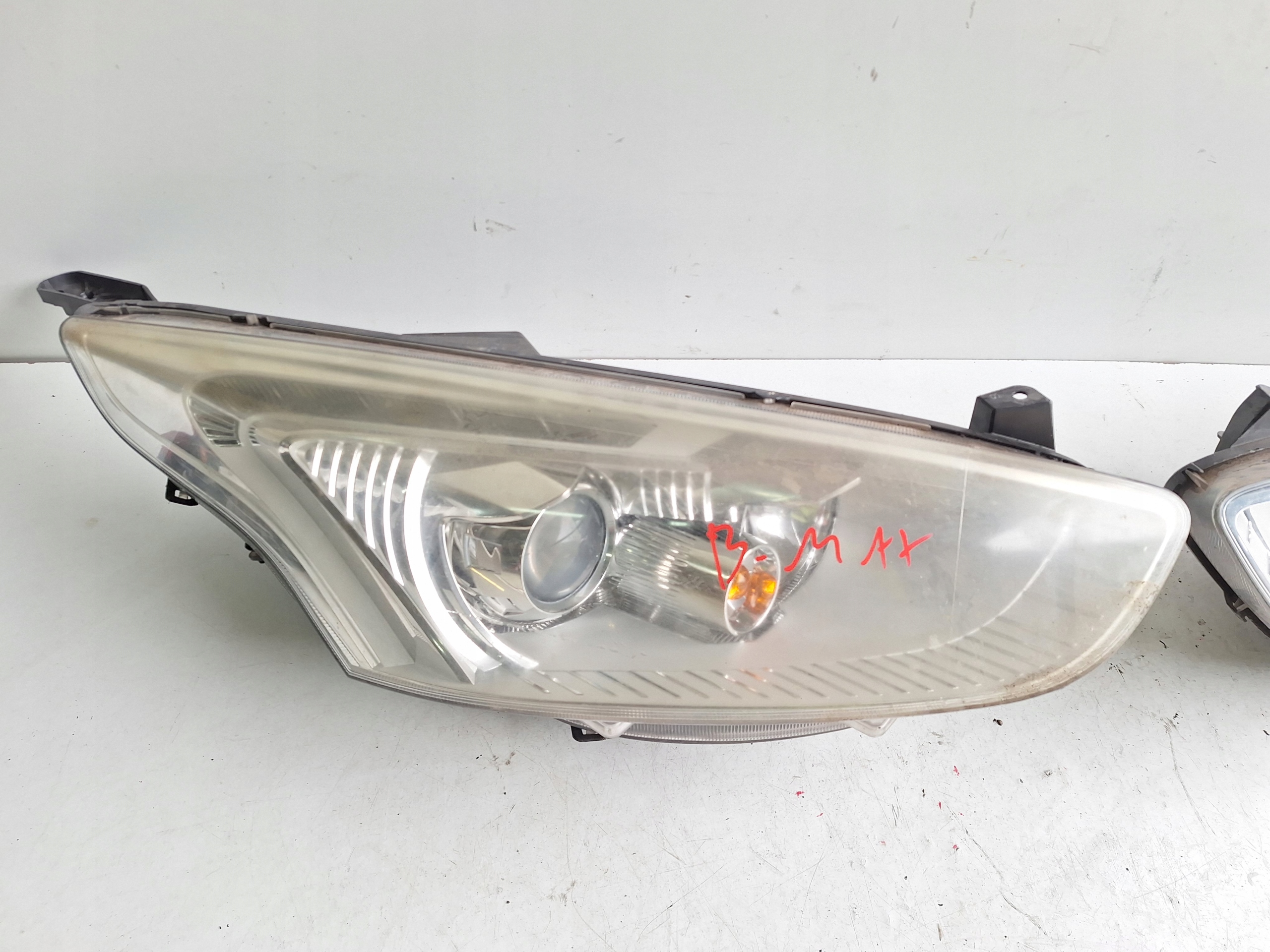 FORD B-MAX 14-17 light right UK lens + LED