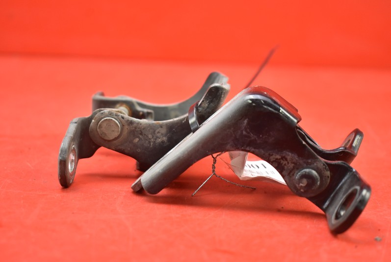 hinge hinges door right front B92P HONDA LEGEND 4 IV 04-08