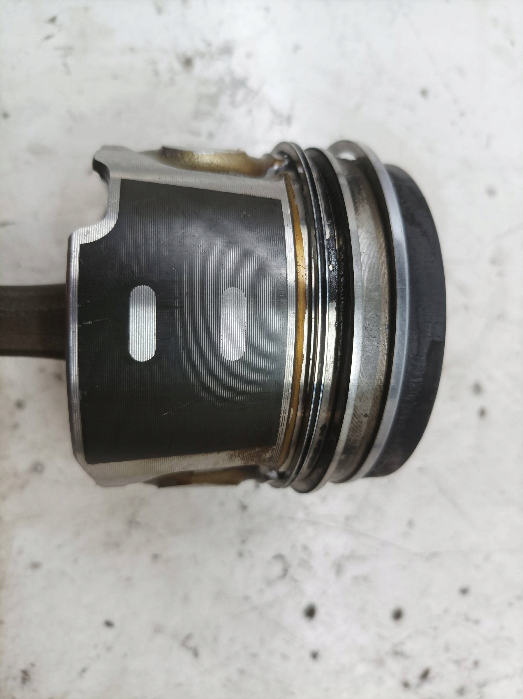 piston 75L101 connecting rod 1.6 HDI Peugeot Partner II (2008- )
