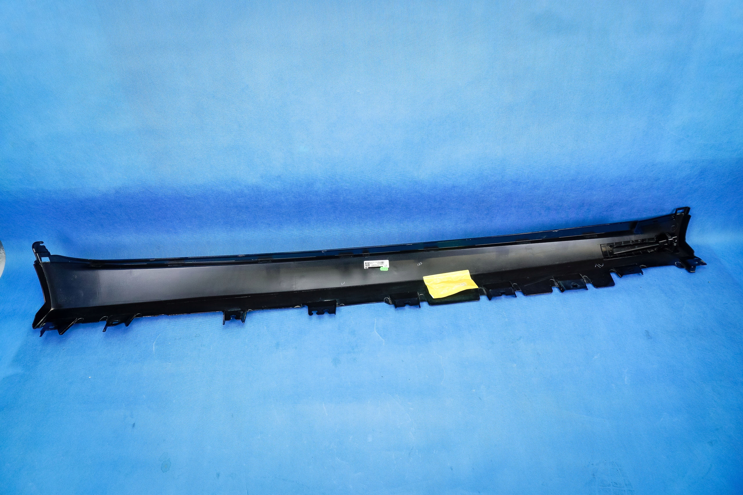 moulding cap threshold left LED BMW X5 G05 m-packet 8099111 7946663 416