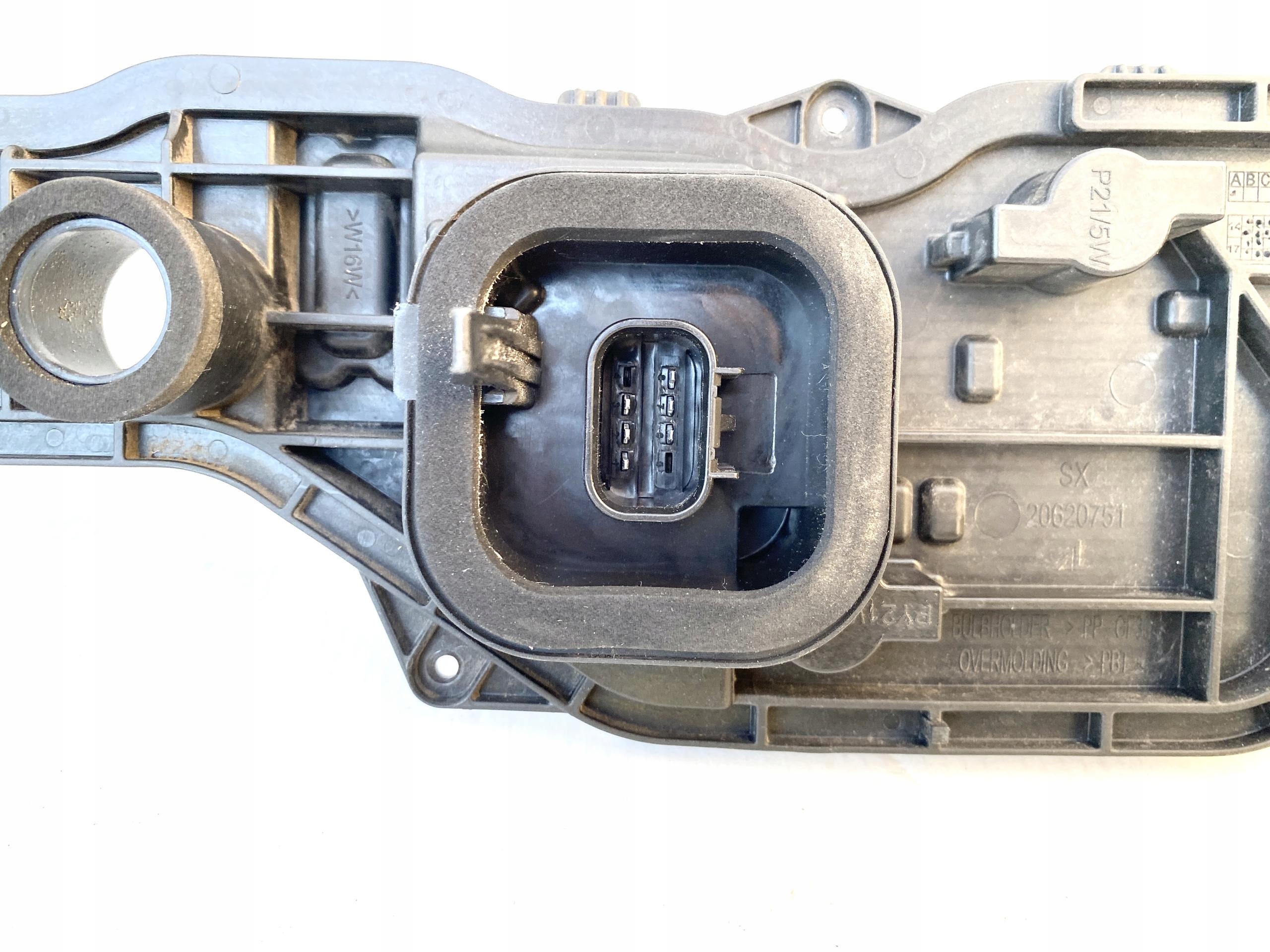 Boxer Jumper Ducato 14- adapter zarowki light housing rear part left 20620751