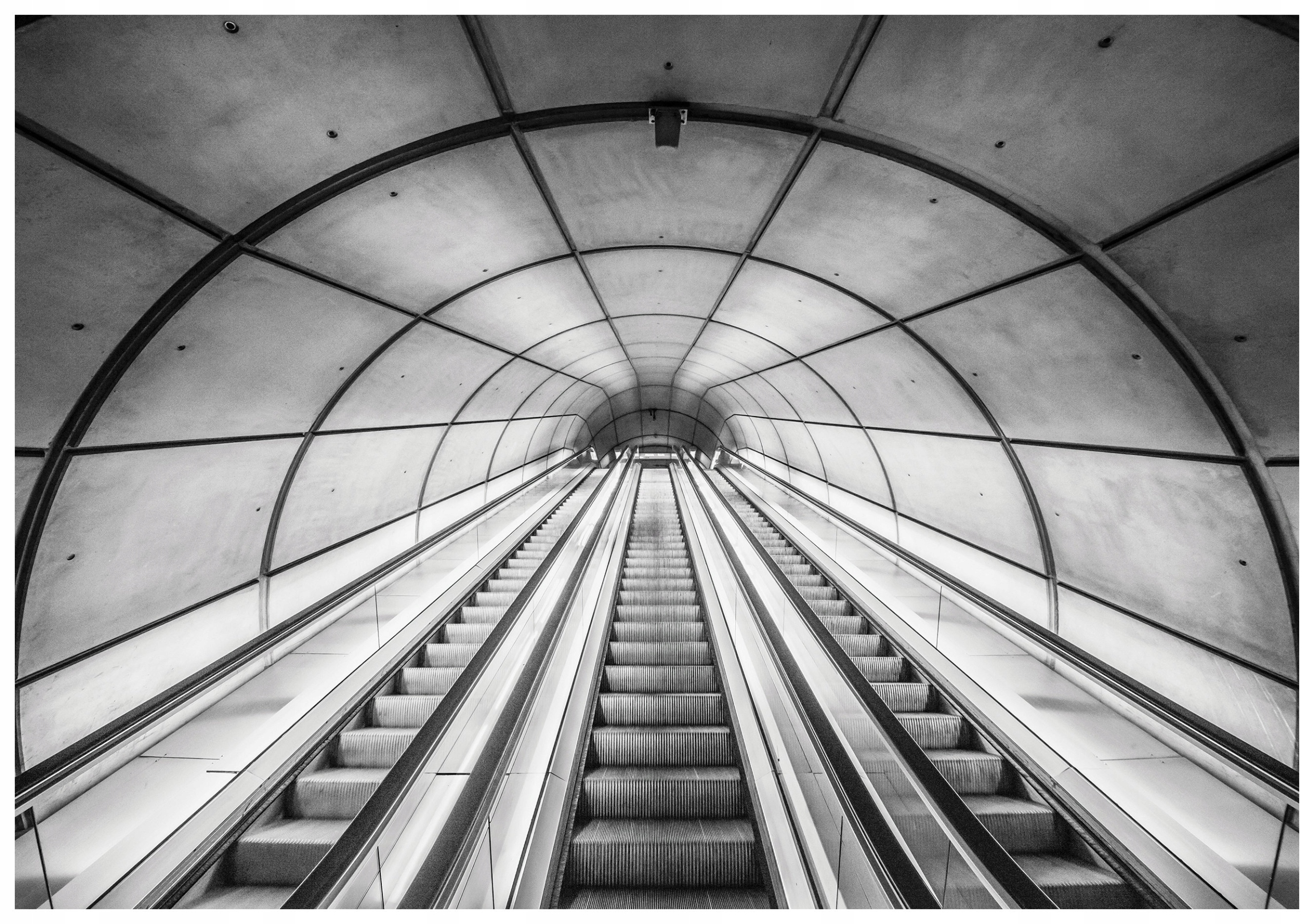 Vliesová fototapeta Eskalátor Perspektíva symetria 350x250 lepidlo