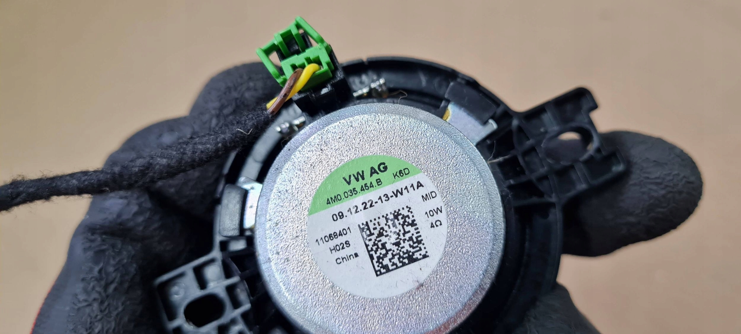 A6 C8 4K speaker CENTRALNY ECALL 4M0035454B A4 B9 8W A5 A7 4K Q5 80A