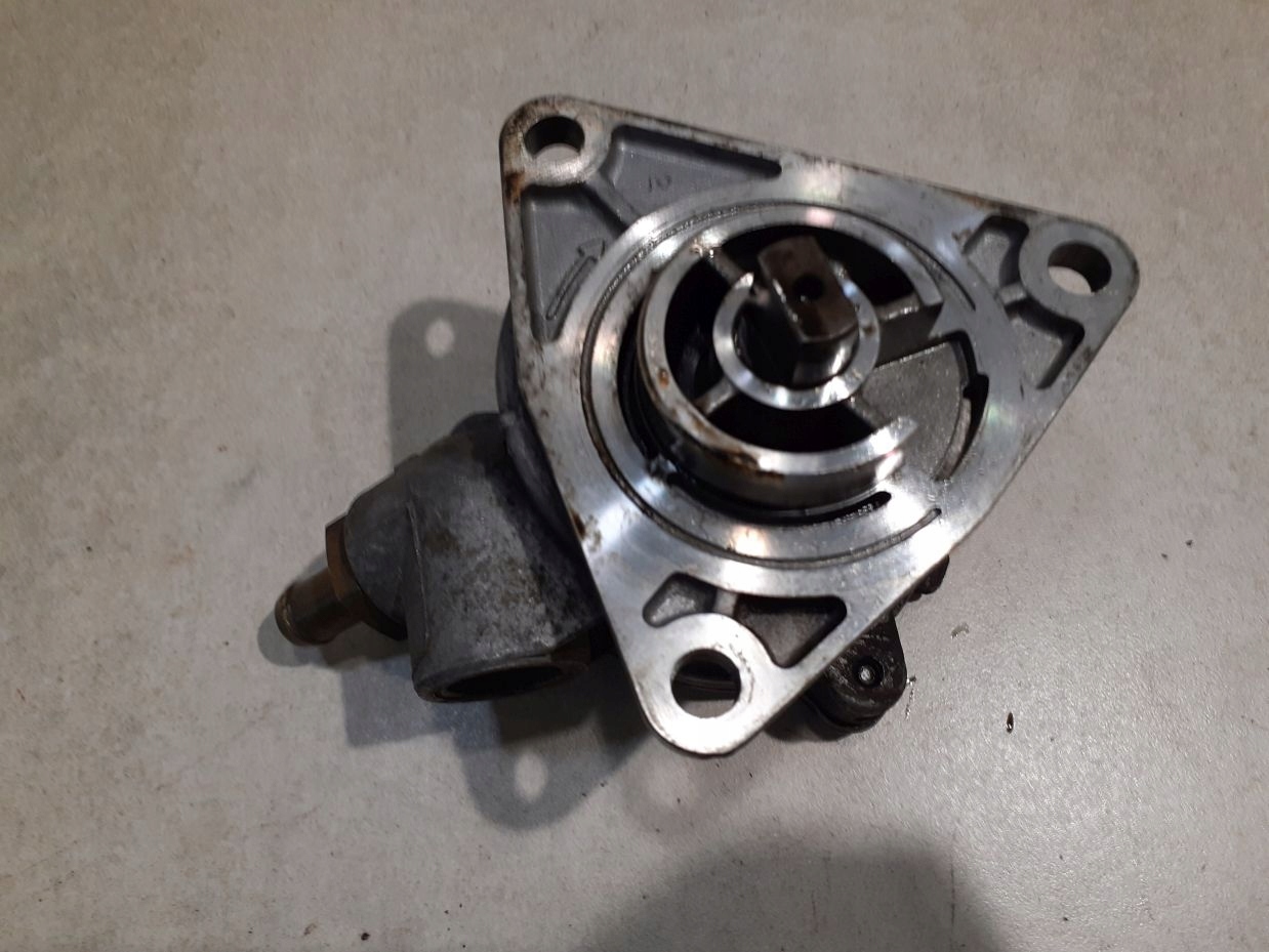 Pompa VACUM FIAT STILO 1.9 JTD 46771105