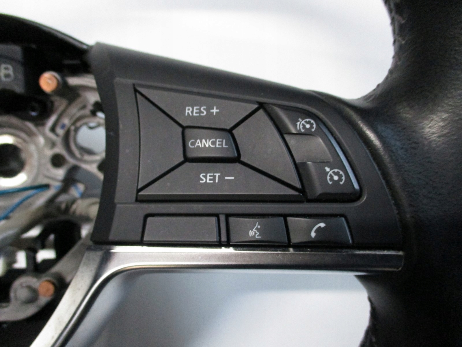 LENKRAD NISSAN QASHQAI LIFT