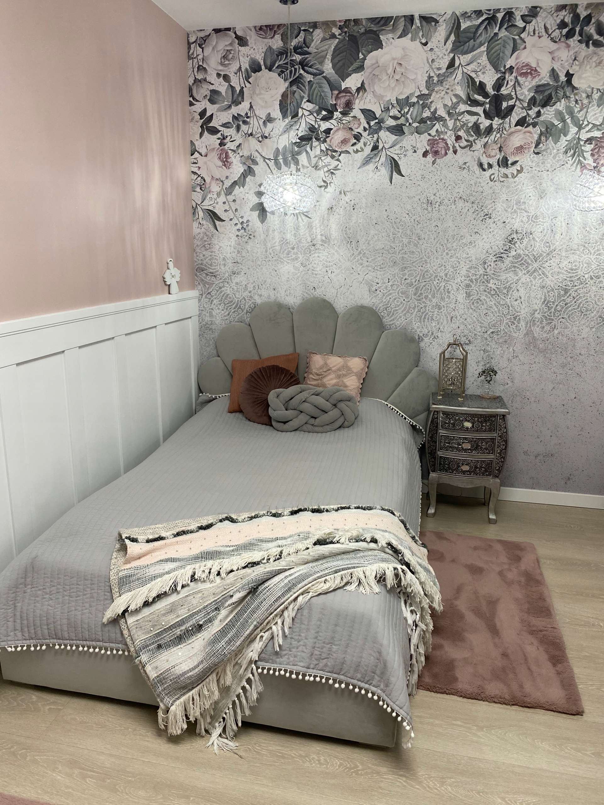 Łóżko dziecięce Muszelka 100x180 + pudrowy róż Marka meblemasanow