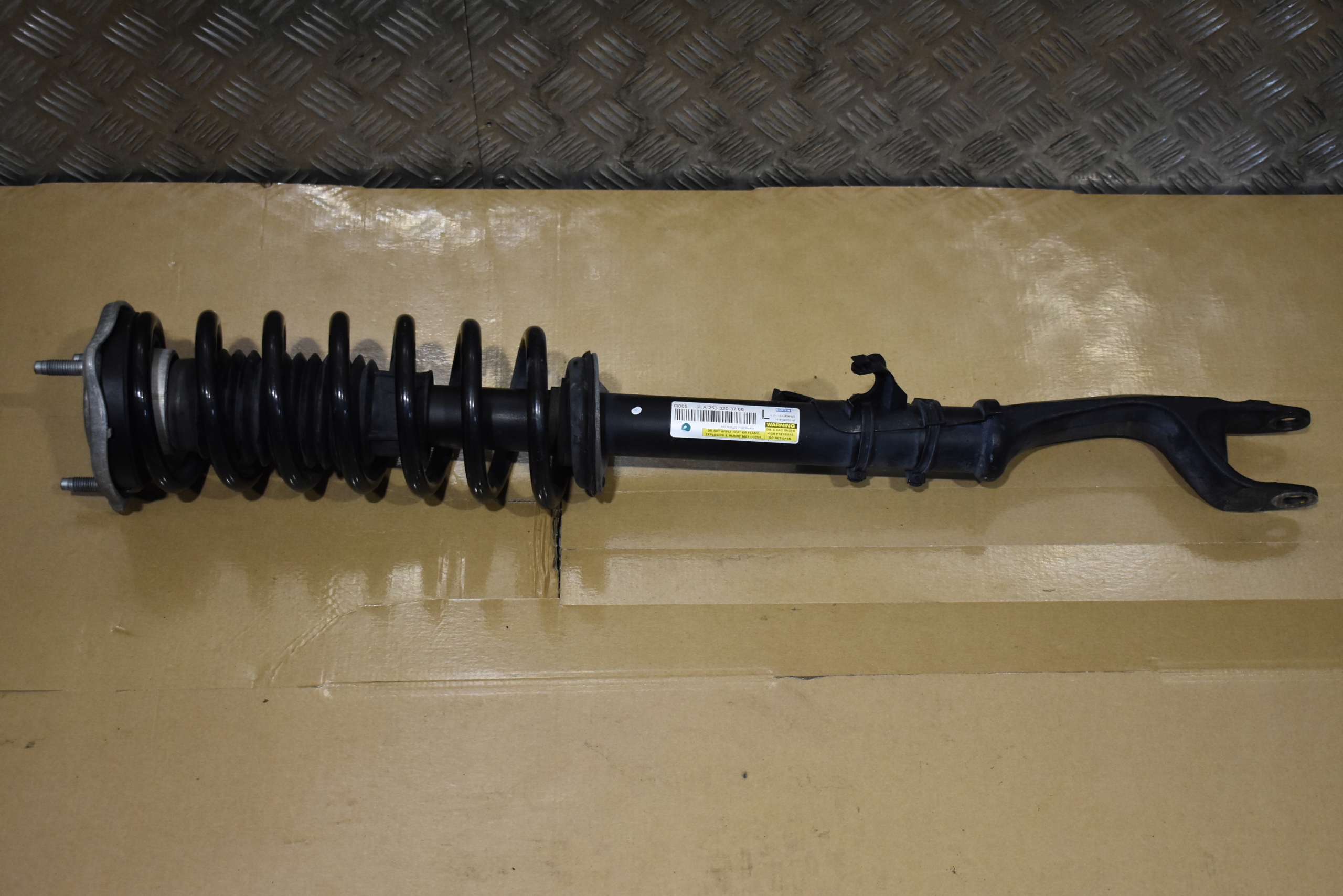 IDEALNY shock absorber front front left MERCEDES GLC W253 1