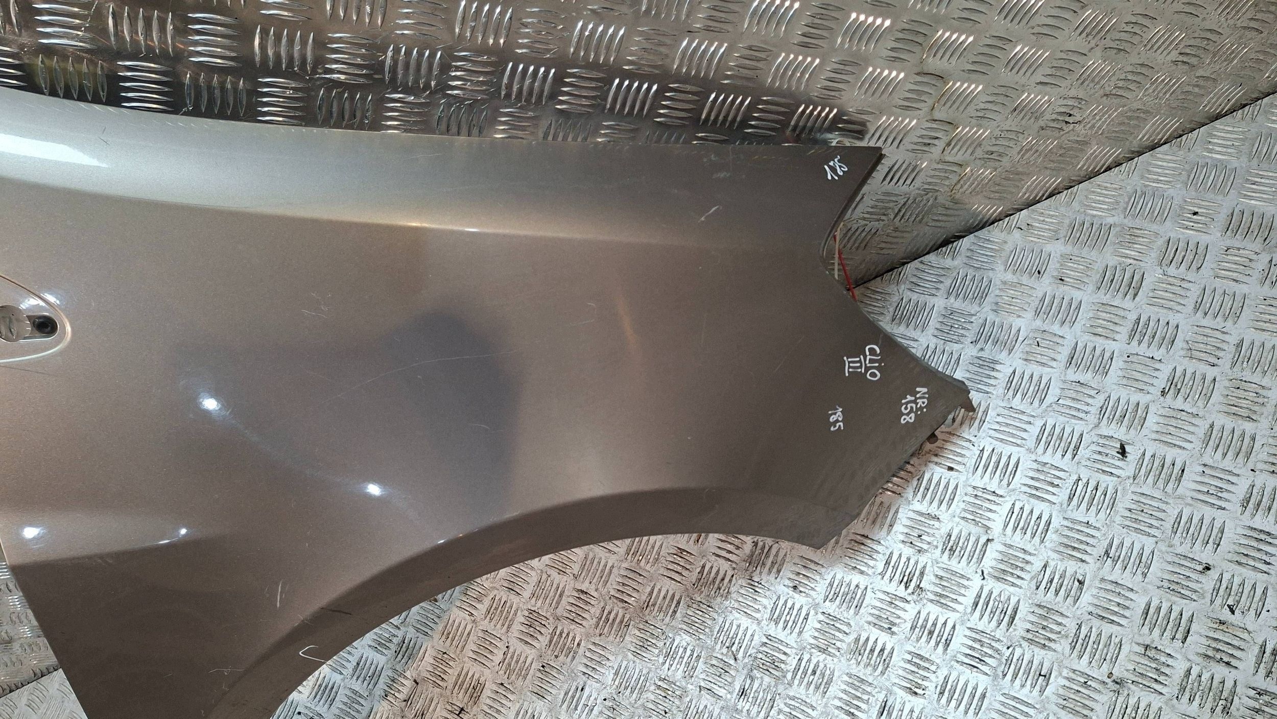 fender front right 185 8200256118 RENAULT CLIO III 2005-2012