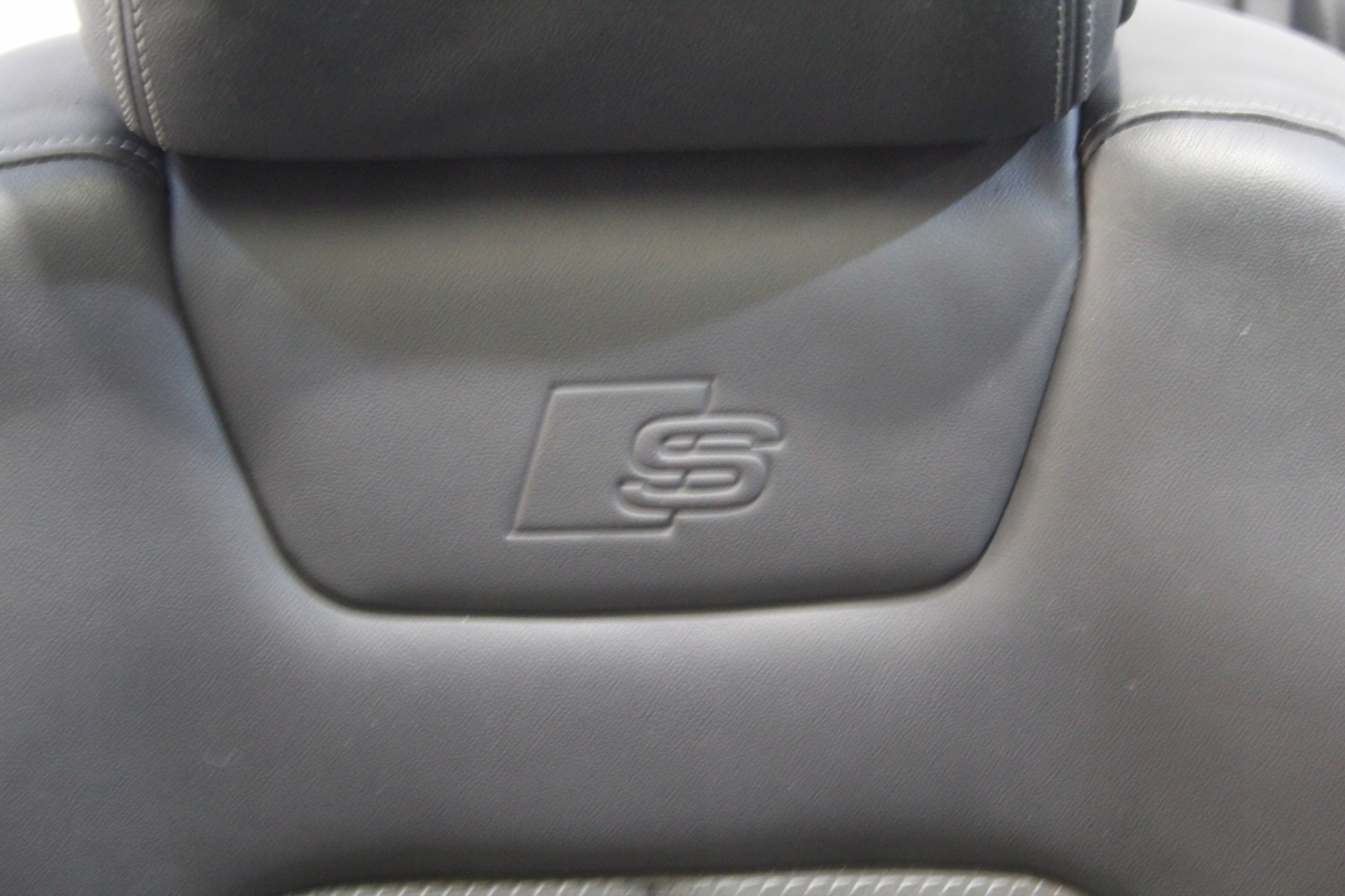 seats inner semi leather AUDI A6 C8 4K0 4K5