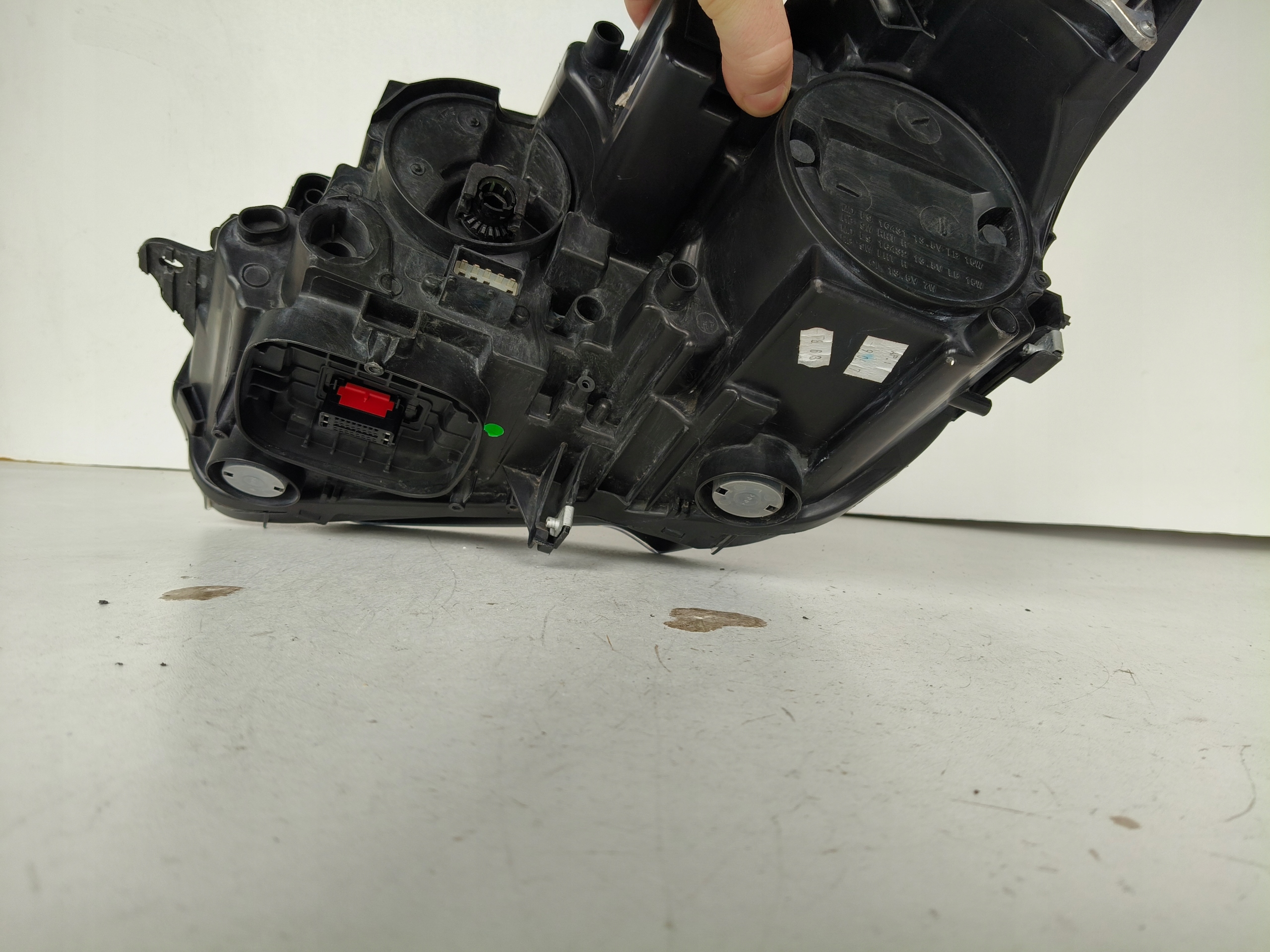 light right REFLEKTOR OPEL CROSSLAND X 16- FULL LED