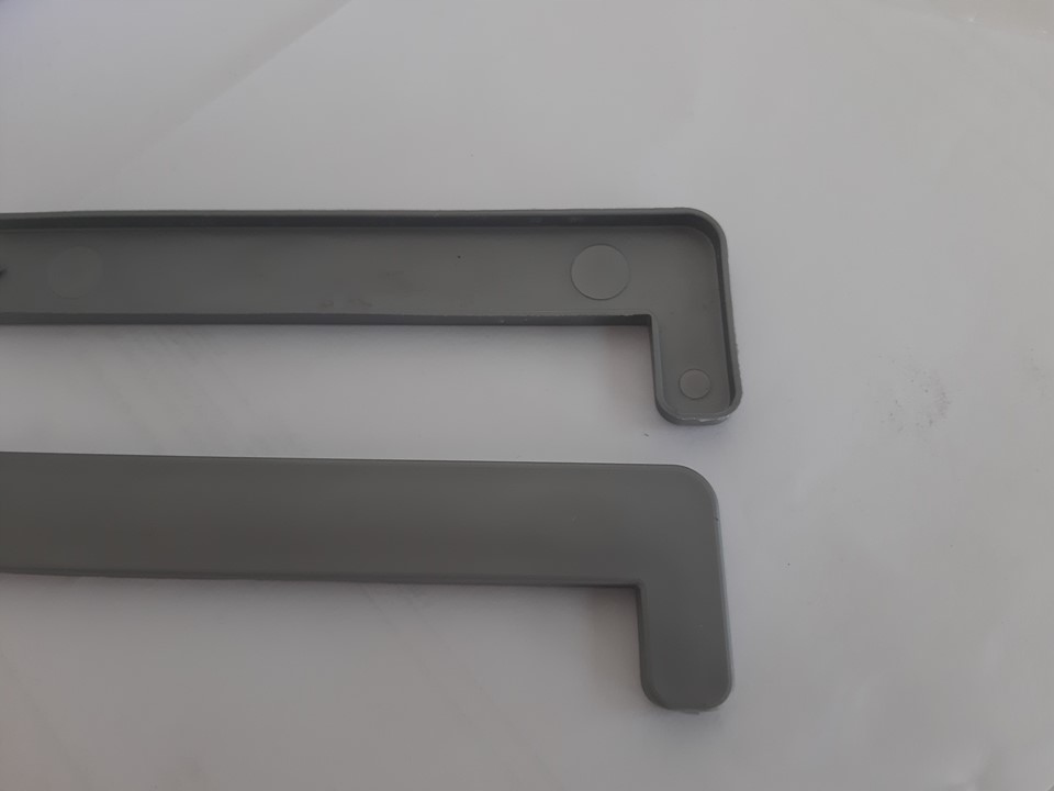 Zakończenie parapetu PCV srebrnego Zaślepka srebrna