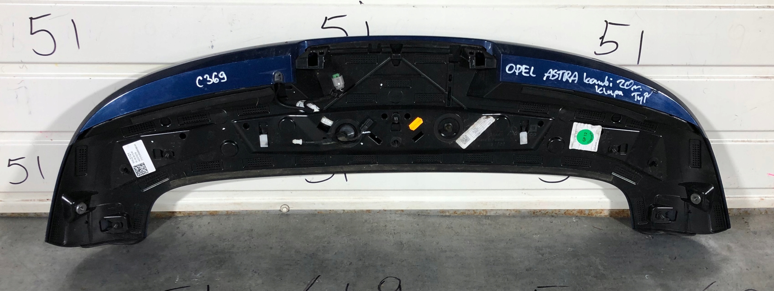 спойлер Z23F 39037080 39202121 opel ASTRA K V