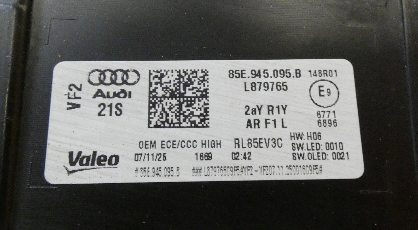 AUDI A6 C9 E-TRON 85E945095B 2024- cap light rear LED