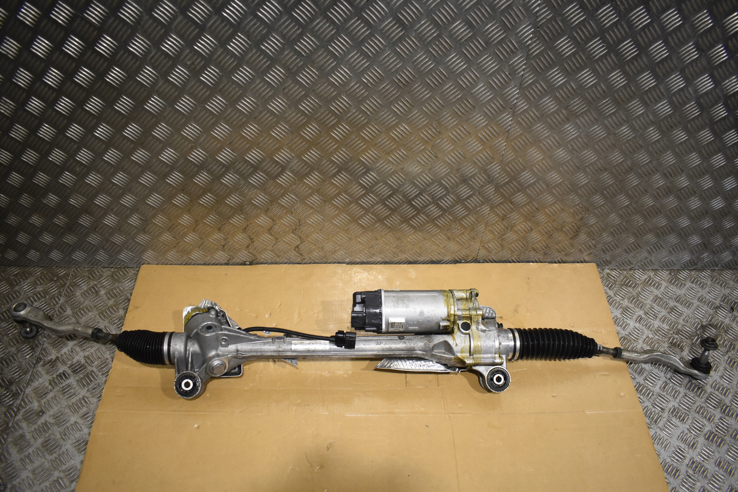 IDEALNA MAGLOWNICA PORSCHE PANAMERA 971 1