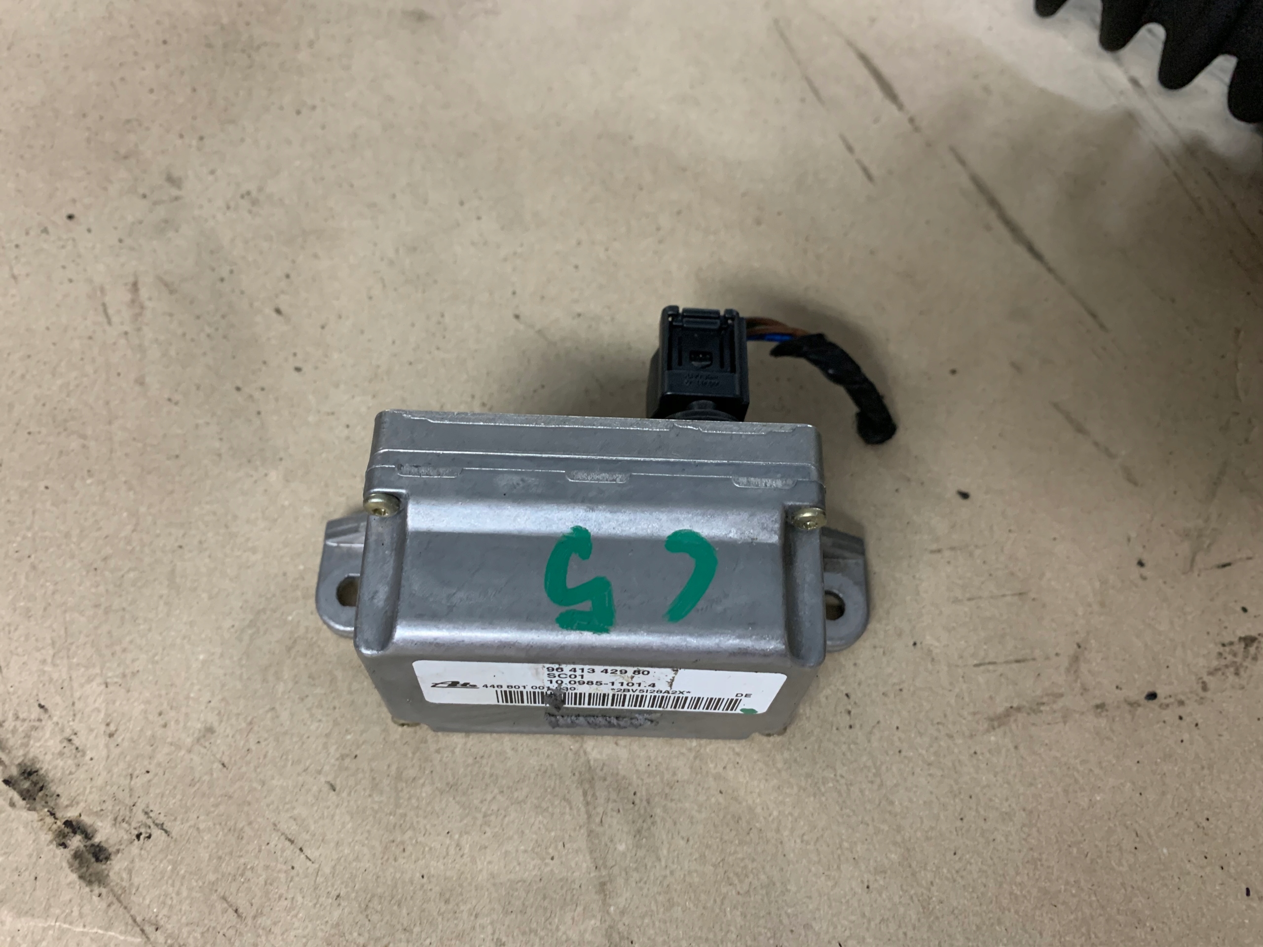 CITROEN C5 LIFT CZUJNIK ZAPIĘCIA PASÓW 448801001 Producent części Citroen OE