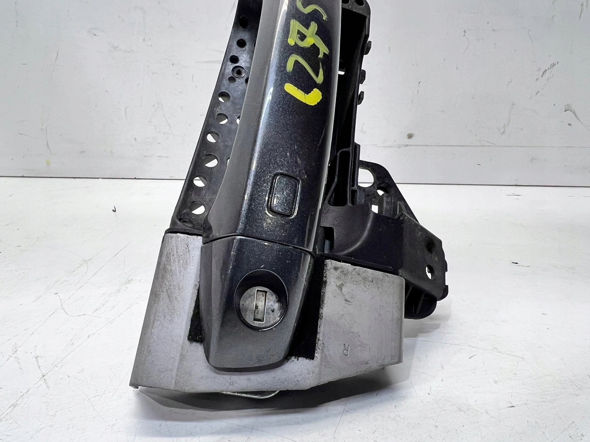 handle right front AUDI A6 C7 4H2837886 LZ7S