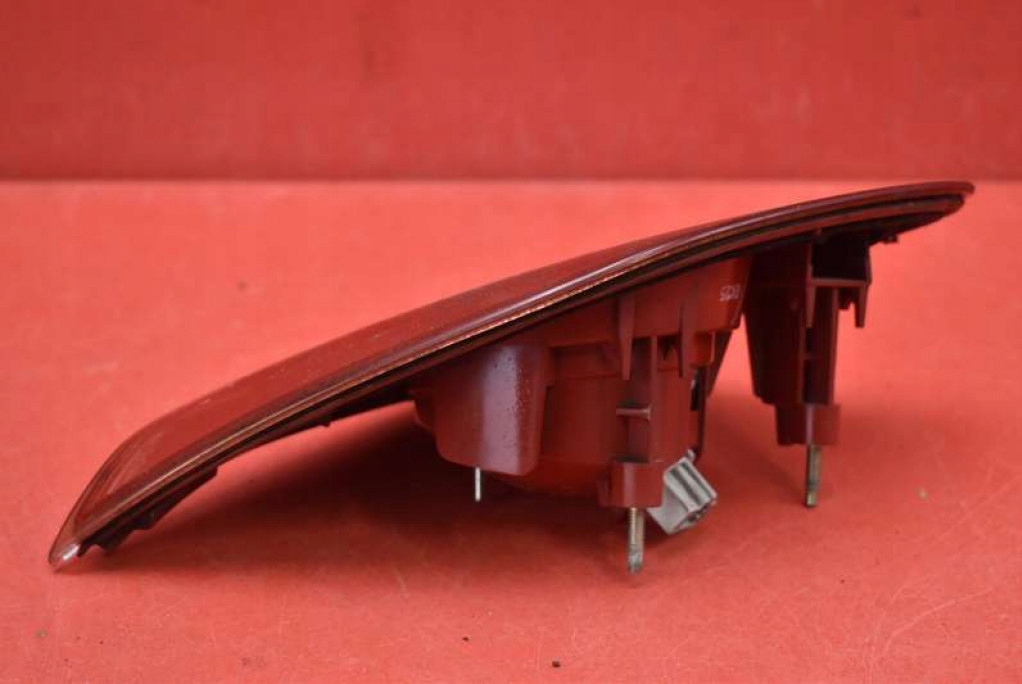 light right rear part rear P2913R MAZDA 3 1 and BK 5D HB 03-06