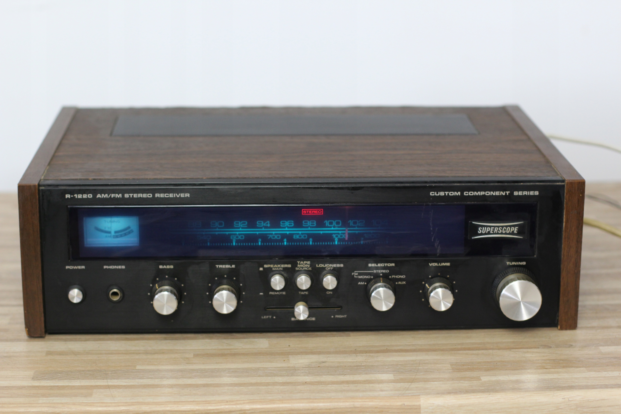 Amplituner Marantz R-1220 2.0 czarny